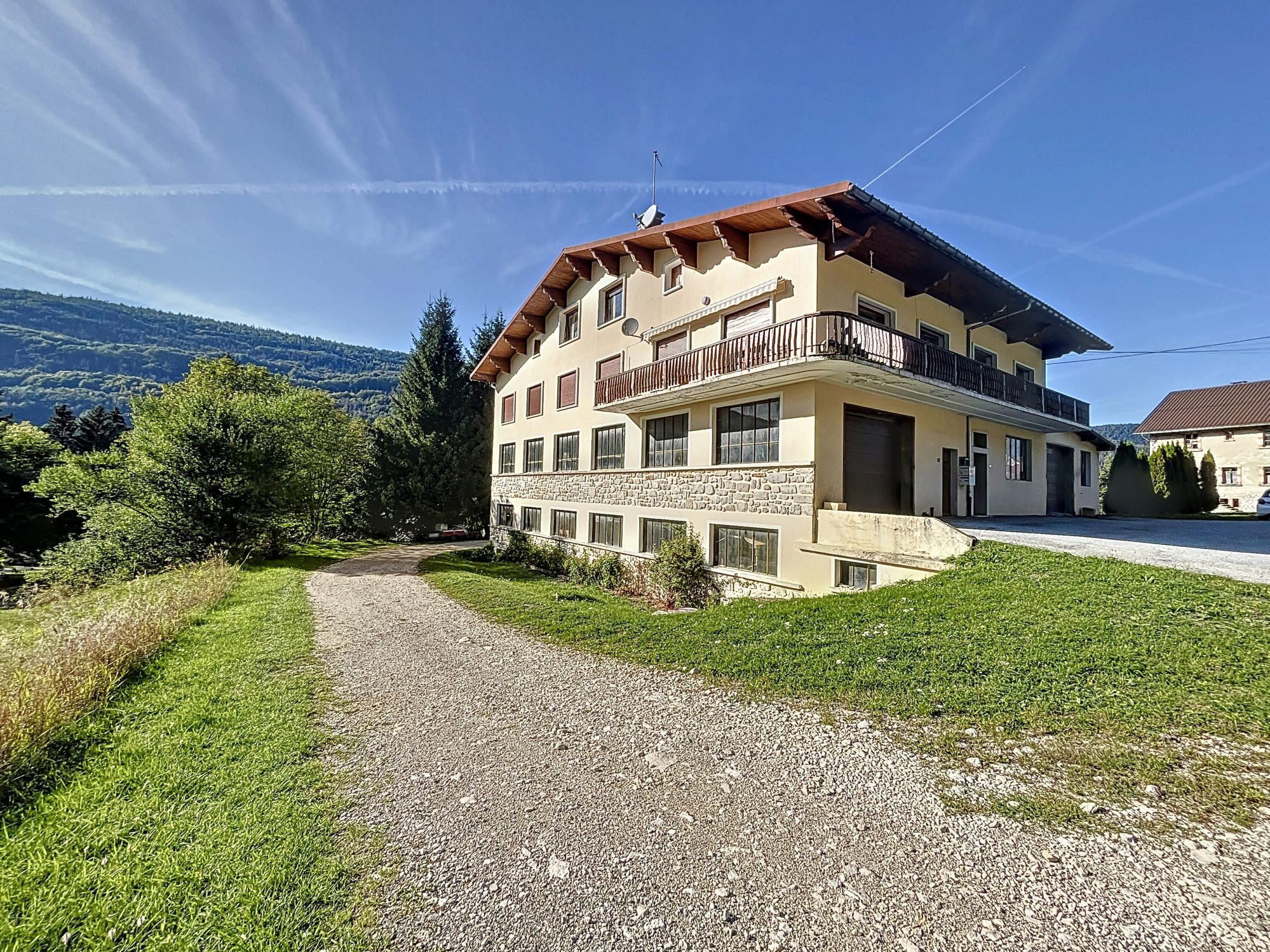 Appartement Type T2 d'environ 32 m² Lélex 01410