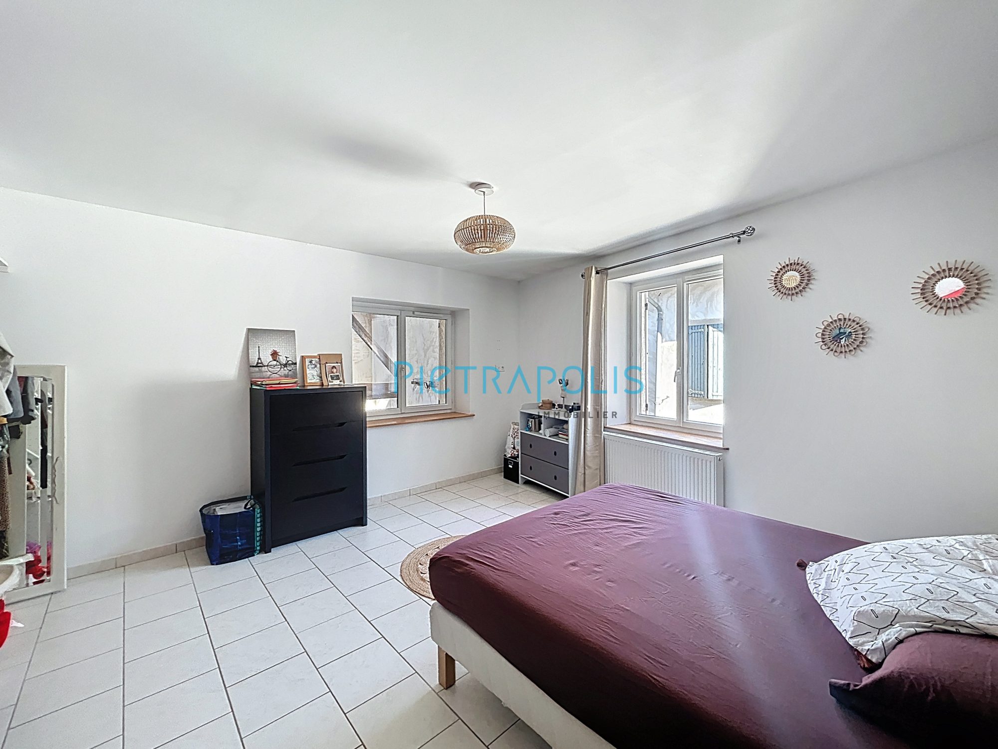 Maison - 4 pièces - 120 m² - Romanèche-Thorins (71570)