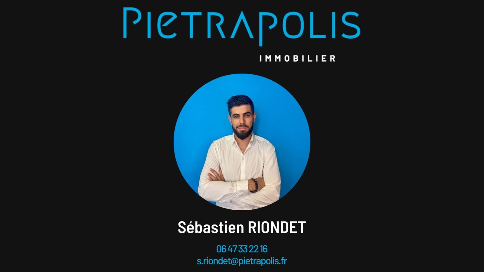 En Exclusivité, Appartement T3 de 80m2 en dernier étage + Cave + place de stationnement en supplément Saint-Genis-Laval 69230