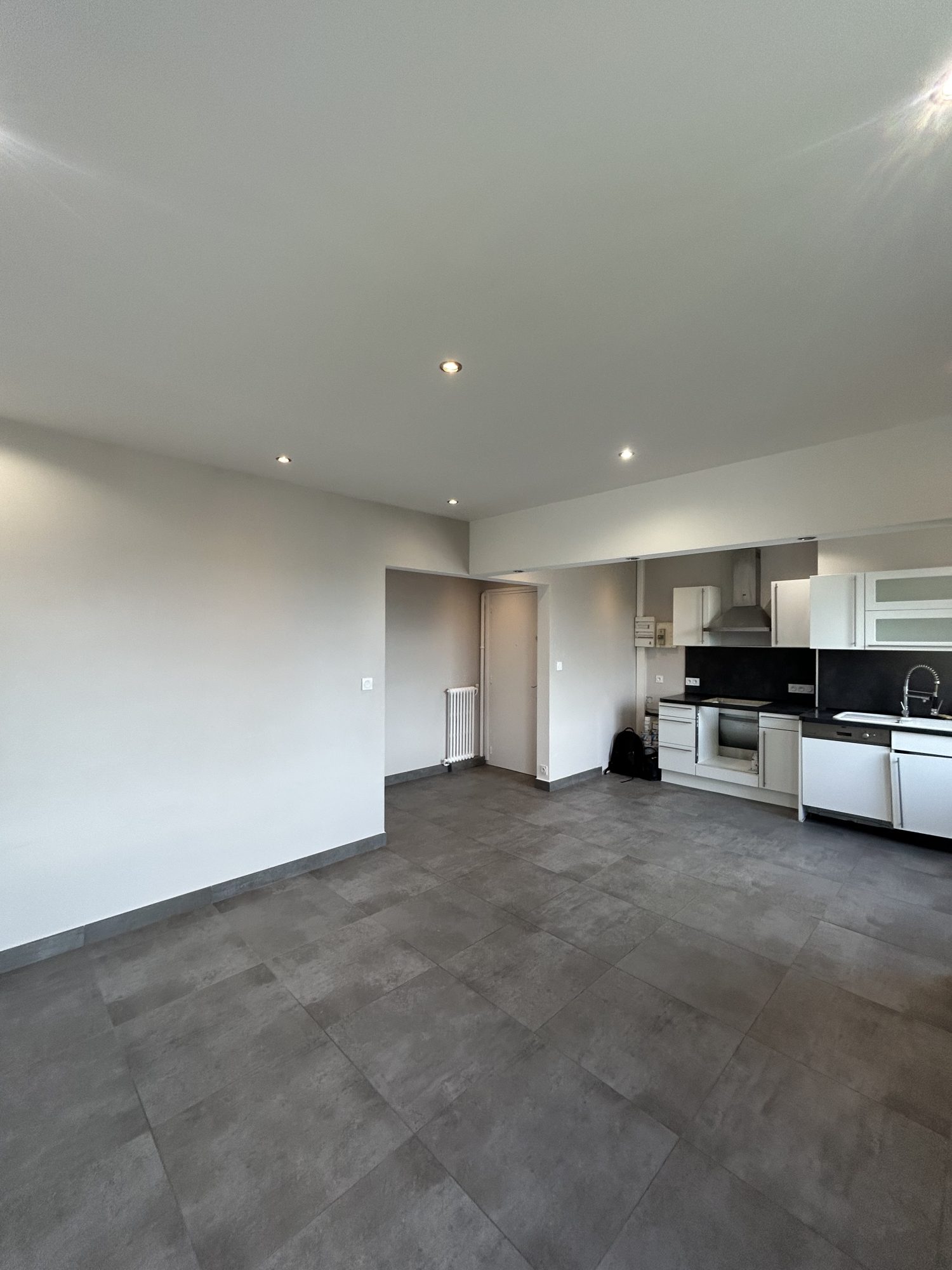 Appartement - 3 pièces - 62 m² - Saint-Étienne (42000)