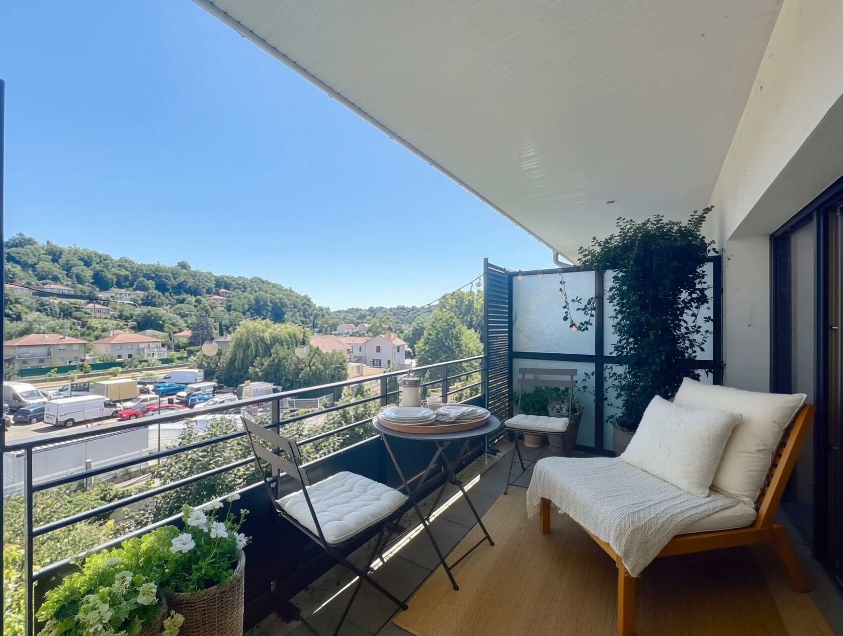 JOLI APPARTEMENT T3 DE 70,49m2 AVEC BALCON ET GARAGE FERME
