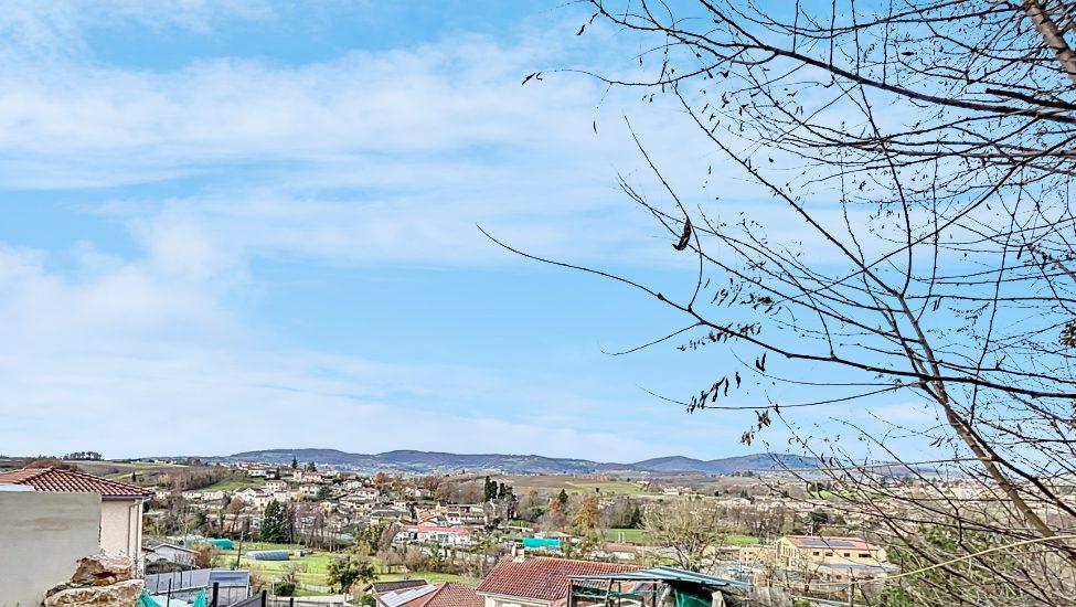 Maison de 110 m² - jardin et balcon de 6 m² - garage 2 places Porte des Pierres Dorées 69400