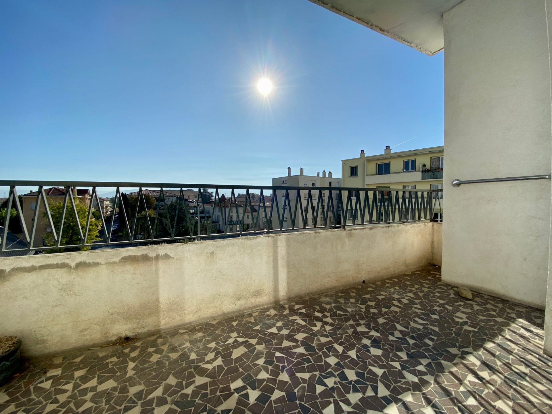 Appartement - 5 pièces - 94 m² - Romans-sur-isère (26100)
