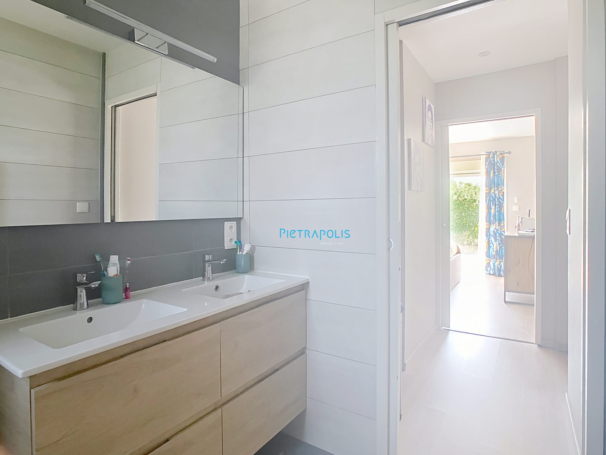 maison de plain pied - DPE C - 4 chambres + 1 bureau Saint-Georges-de-Reneins 69830