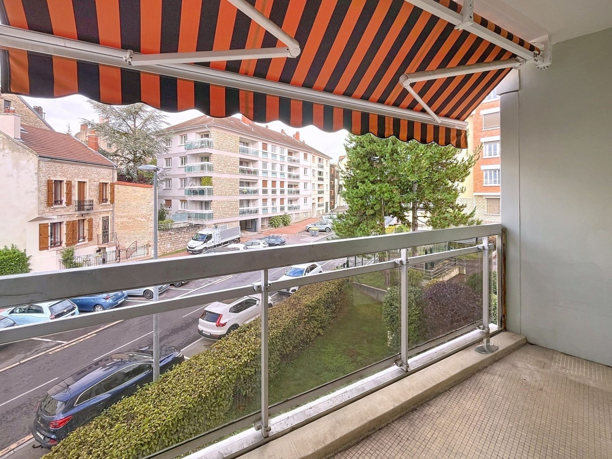 Victor-Hugo/Montchapet Appartement 4 pièces