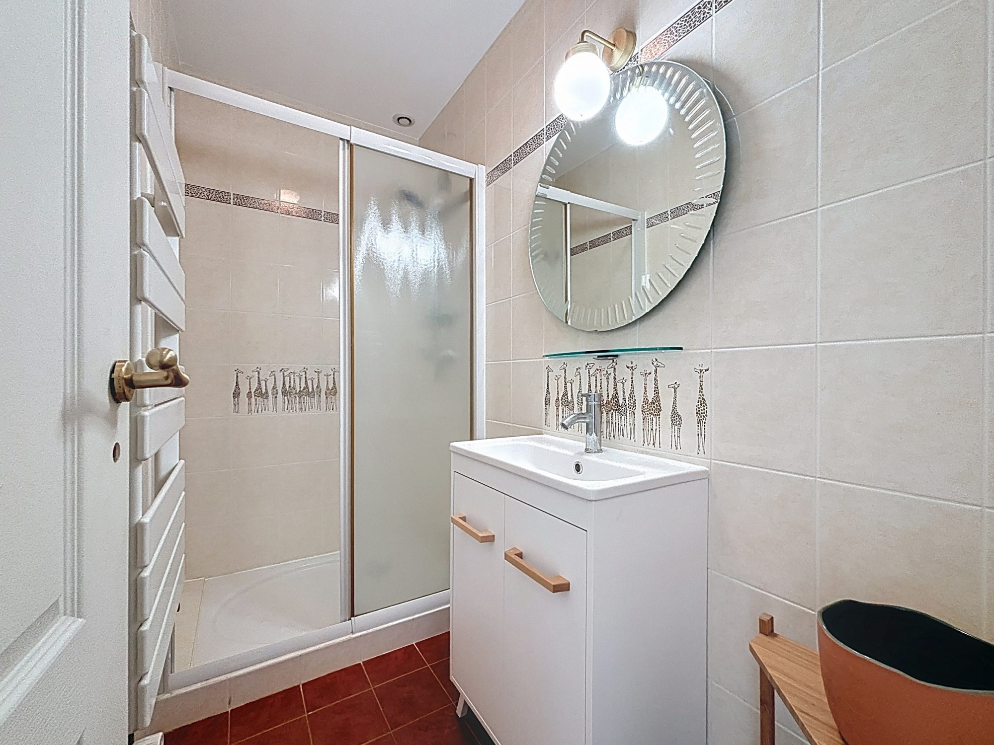 Villa de 245 m², parc de 5000 m² avec piscine Saint-Genis-Laval 69230