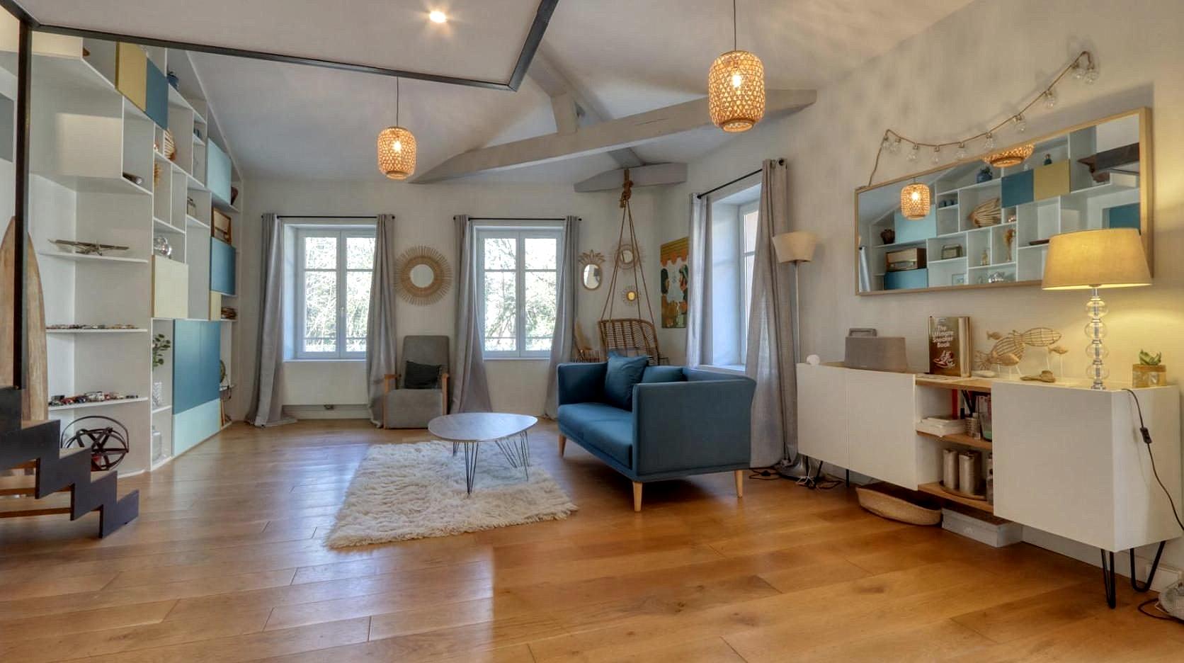 Au coeur du centre d'Écully - Charmante maison avec piscine Écully 69130