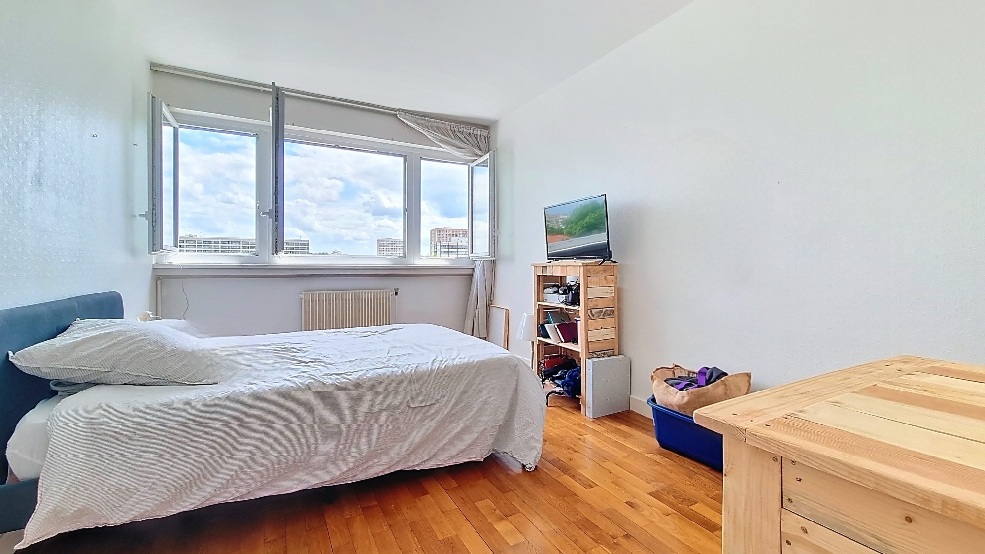 VUE DEGAGEE SANS VIS A VIS - T3 80 m² climatisé avec terrasse - Parking possible Villeurbanne 69100