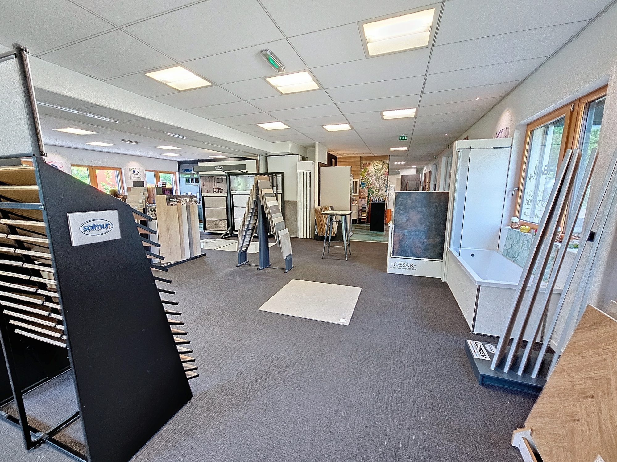 Bureau - 160 m² - Saint-Priest (69800)