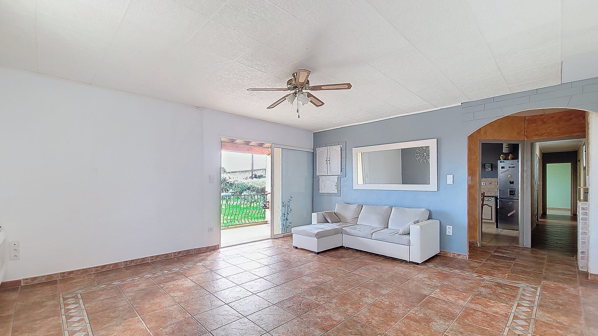 Grande Maison Familiale 180 m2 avec appartement indépendant -  Terrain de 4630 m2 Courthézon 84350