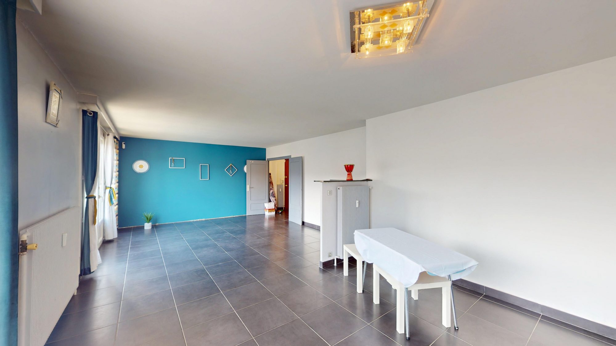 Appartement - 3 pièces - 89 m² - Le Chambon-Feugerolles (42500)