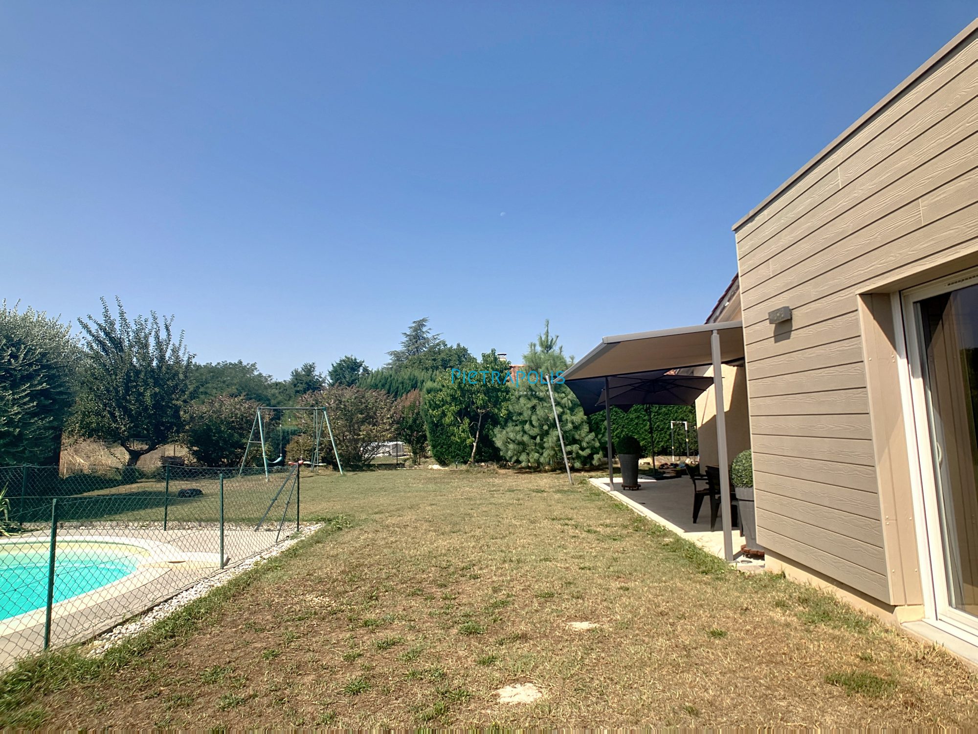 maison de plain pied - DPE C - 4 chambres + 1 bureau Saint-Georges-de-Reneins 69830