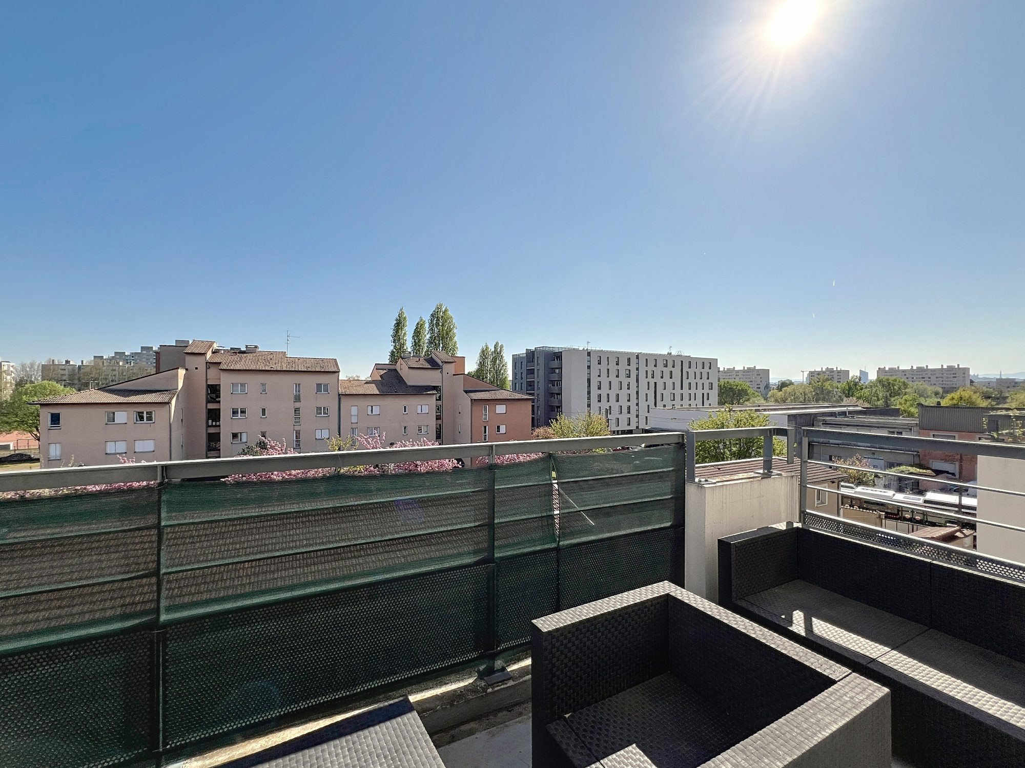 EN EXCLUSIVITE APPARTEMENT 2 PIECES 69100 VILLEURBANNE