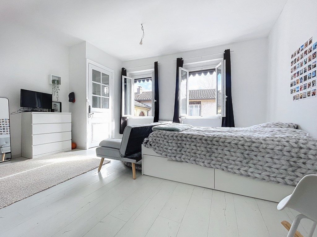 RARE À 10 Min A6 - 69460 SAINT-ÉTIENNE-DES-OULLIÈRES ! Propriété XIXème - 167 M2 sur ss-sol complet - 4 CH  - Terrain de 1230 M2 Arnas 69400