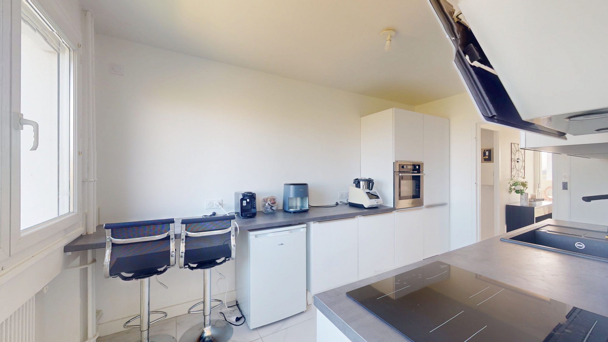 T2/T3 rénové avec balcon,3ieme etage sans ascenseur Montbrison 42600