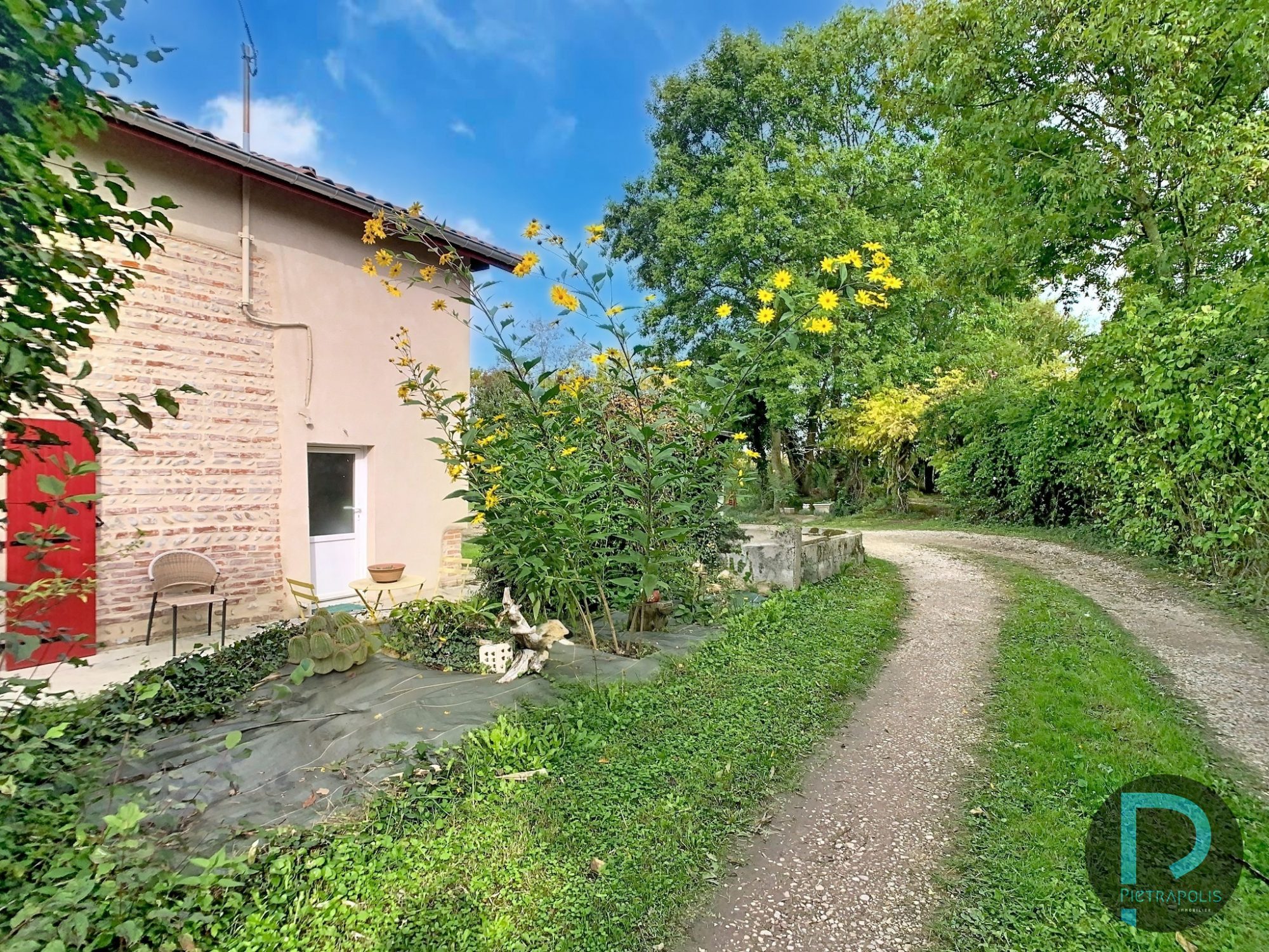 CONDEISSIAT - Ferme rénovée 235 m² avec terrain Condeissiat 01400