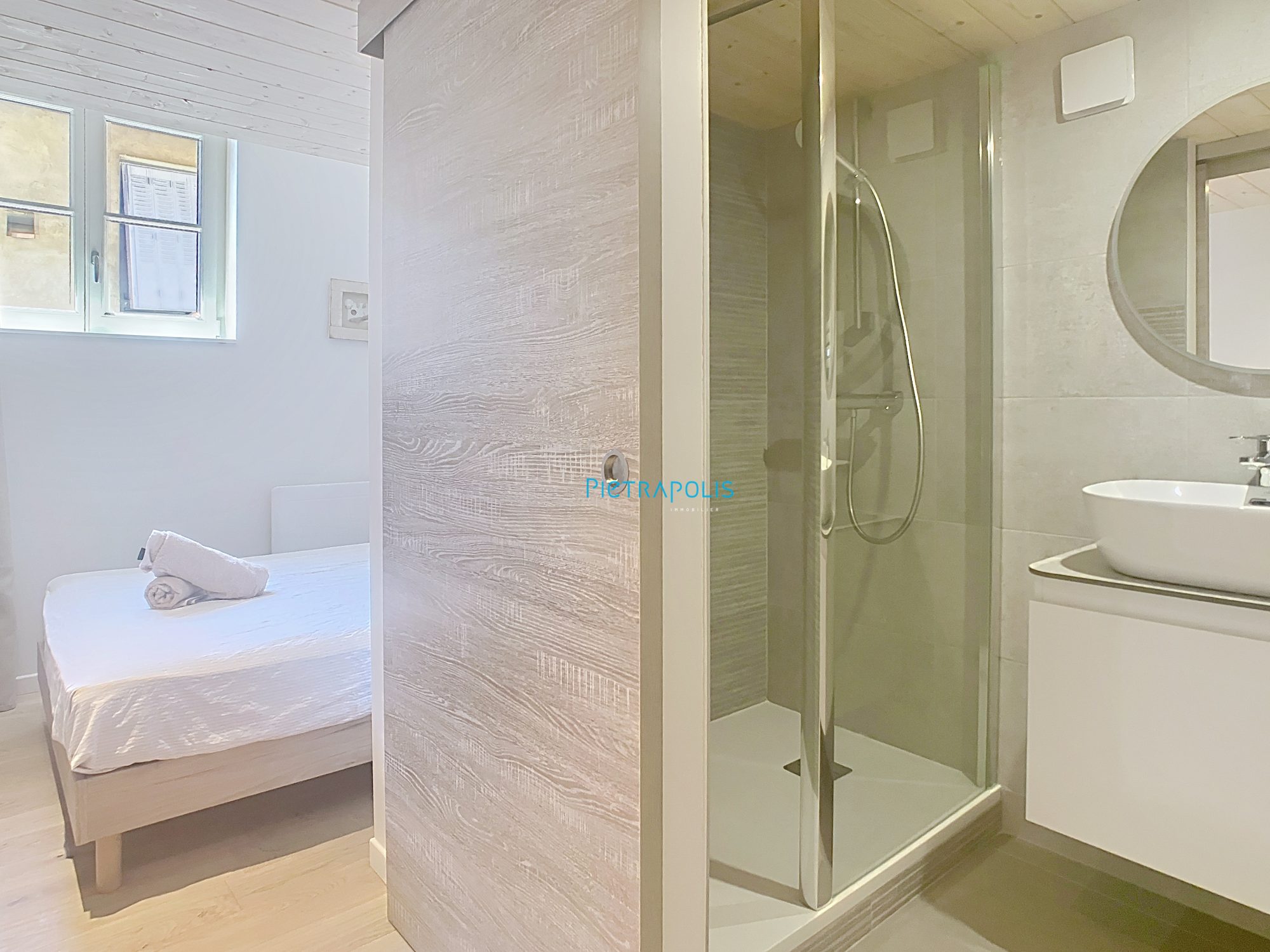 Logement - rénové 100% - 3 chambres - garage Villefranche-sur-Saône 69400