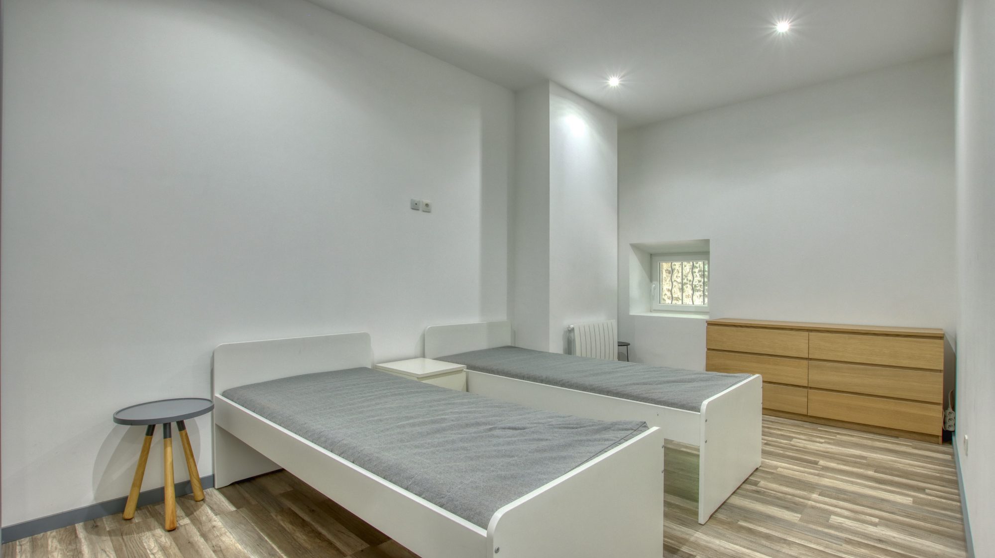 Magnifique bâtisse en pierre Étoile-sur-Rhône 26800