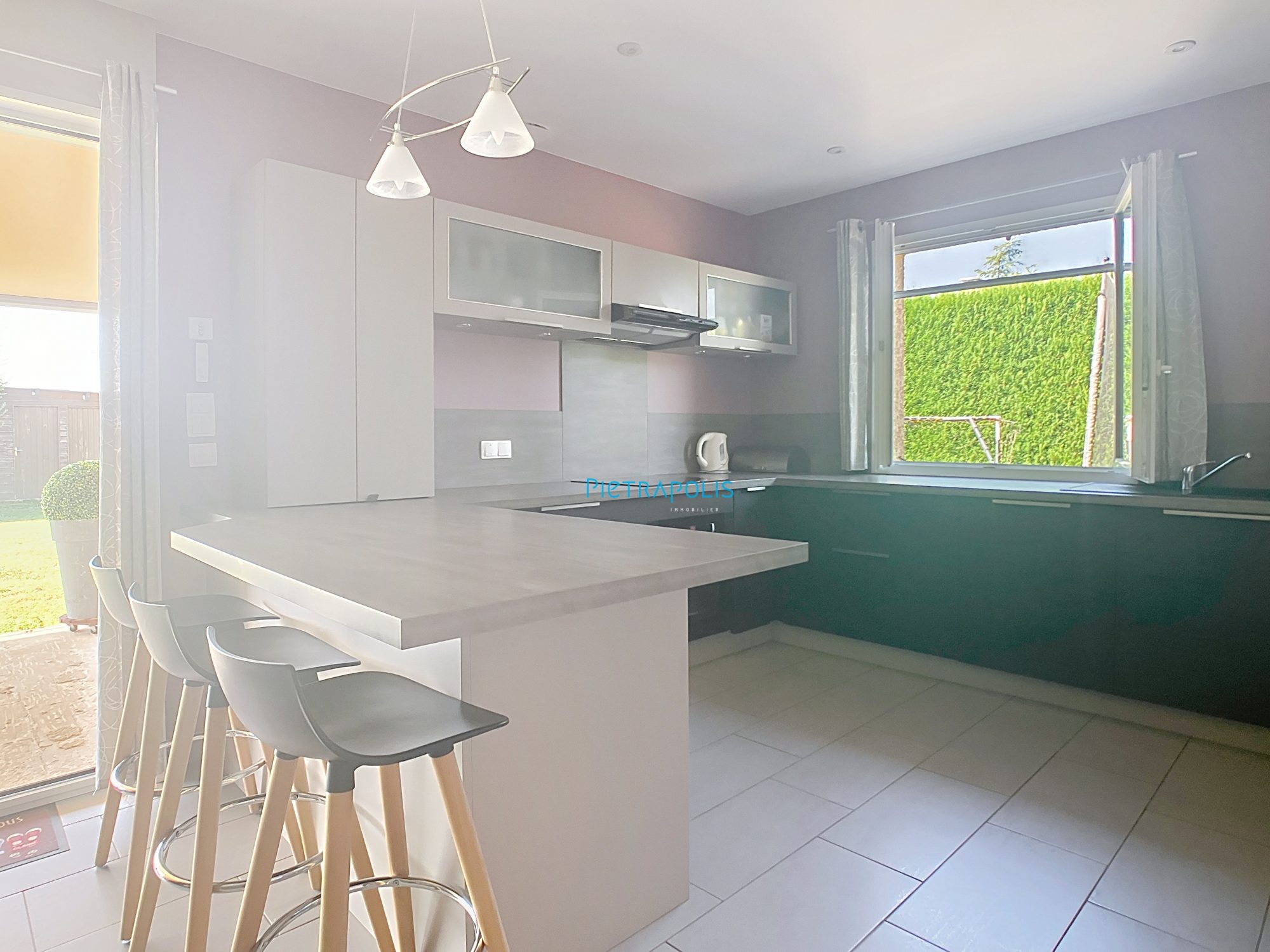 maison de plain pied - DPE C - 4 chambres + 1 bureau Saint-Georges-de-Reneins 69830