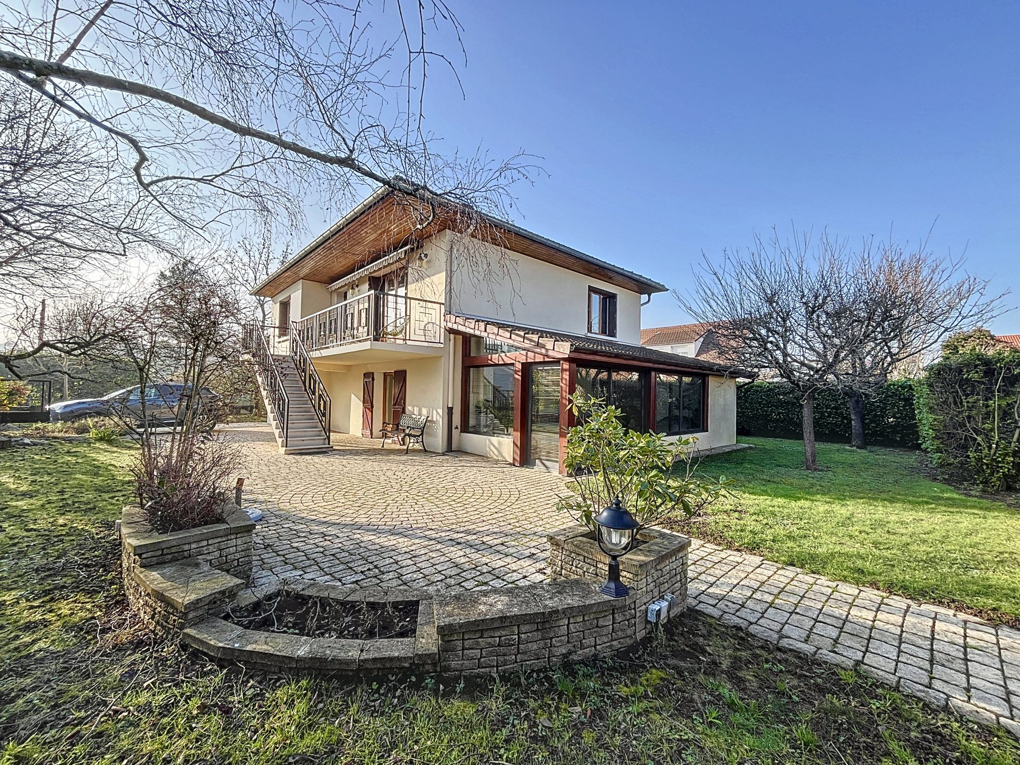 Maison individuelle à CORBAS, à proximité des transports et commerces