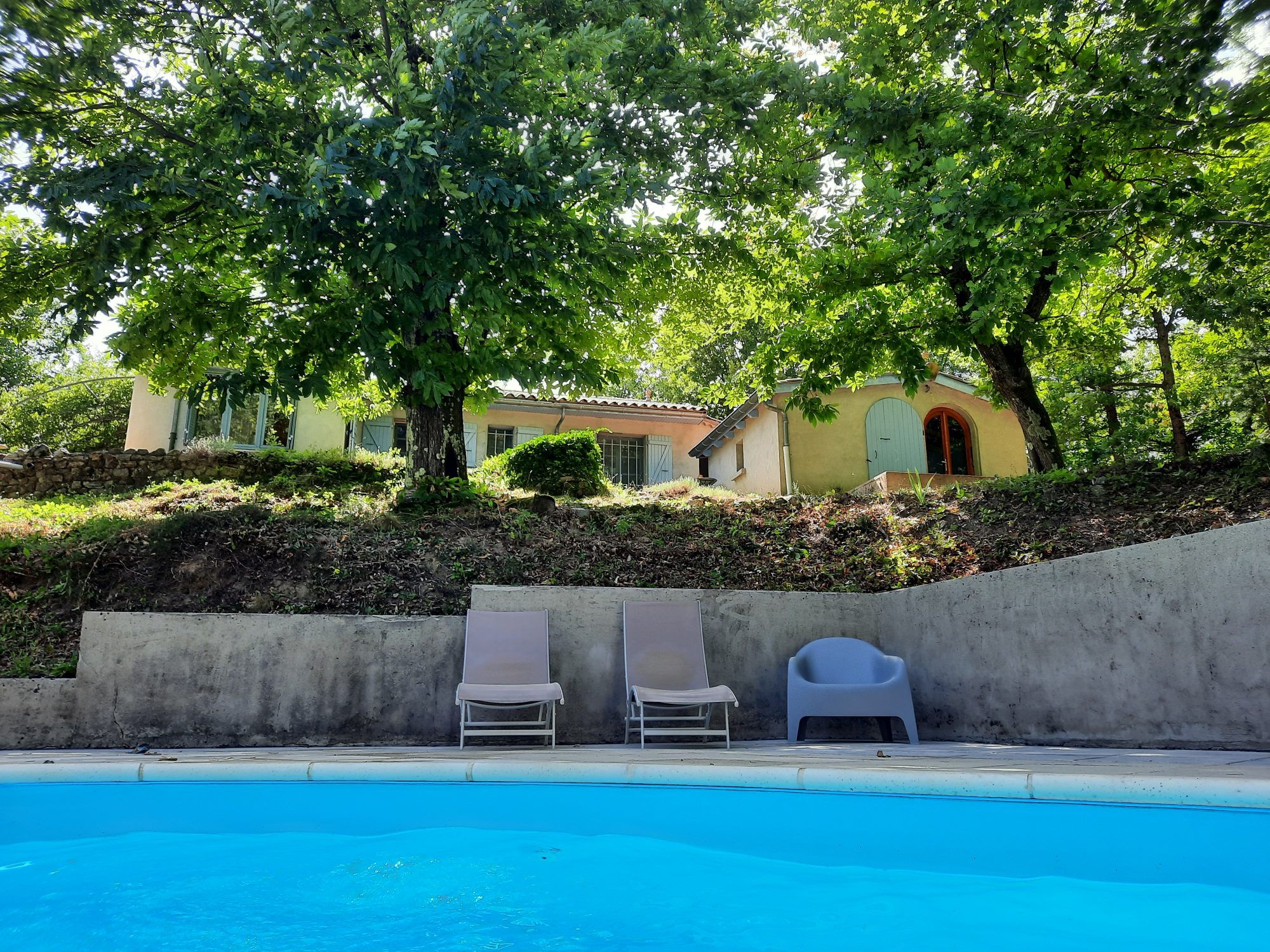 Maison - 4 pièces - 110 m² - Saint-Julien-du-Gua (07190)