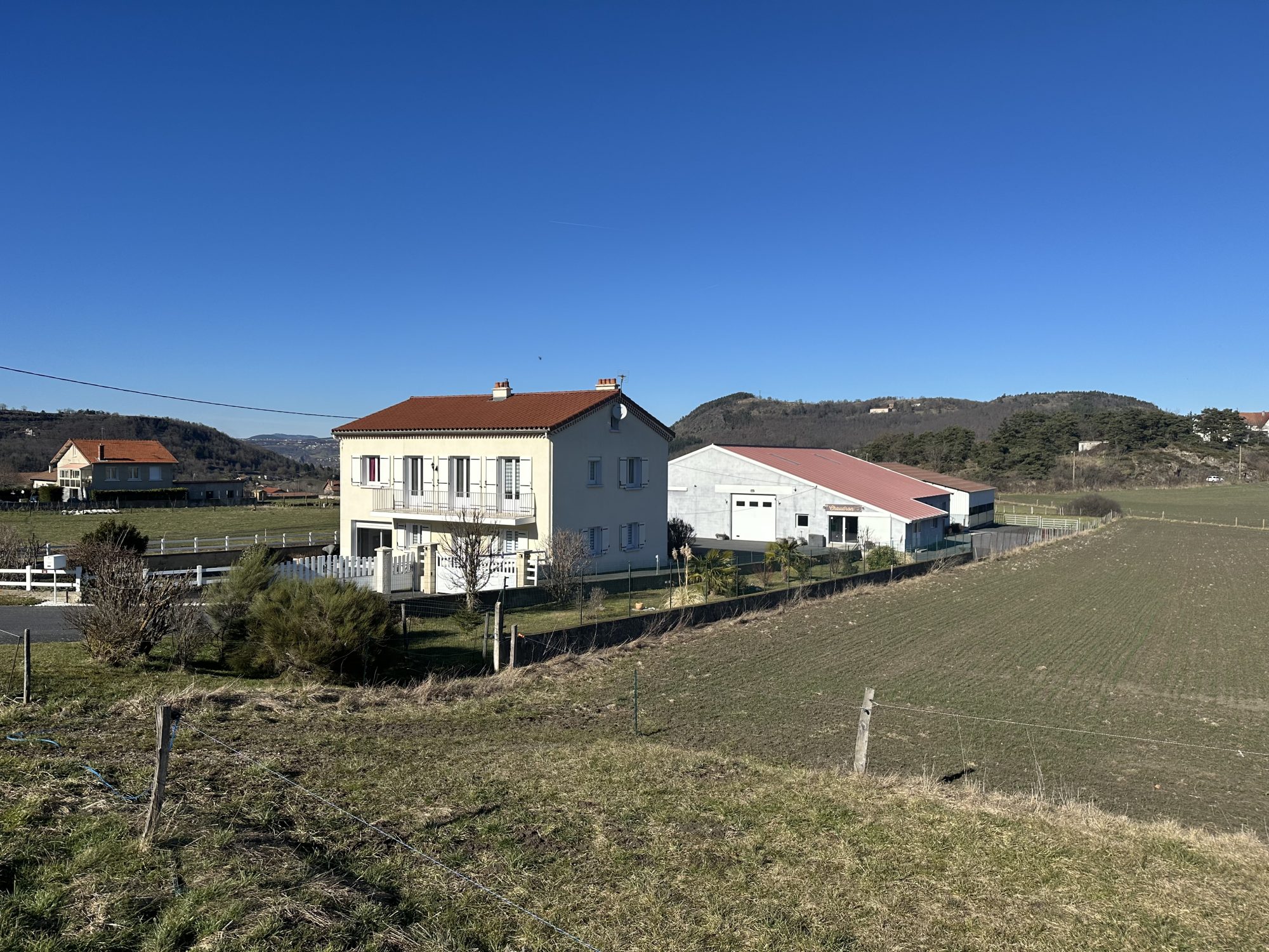 Maison d'habitation avec Batiment Coubon 43700
