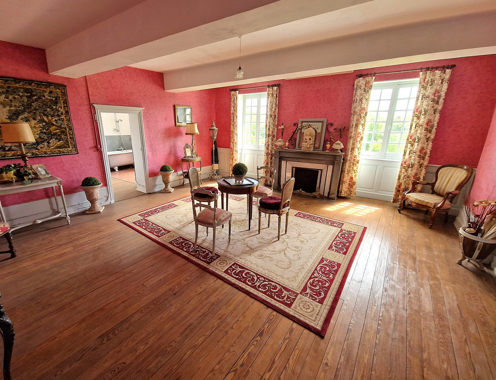 Propriété de caractère entre Chalon et Dole Chalon-sur-Saône 71100