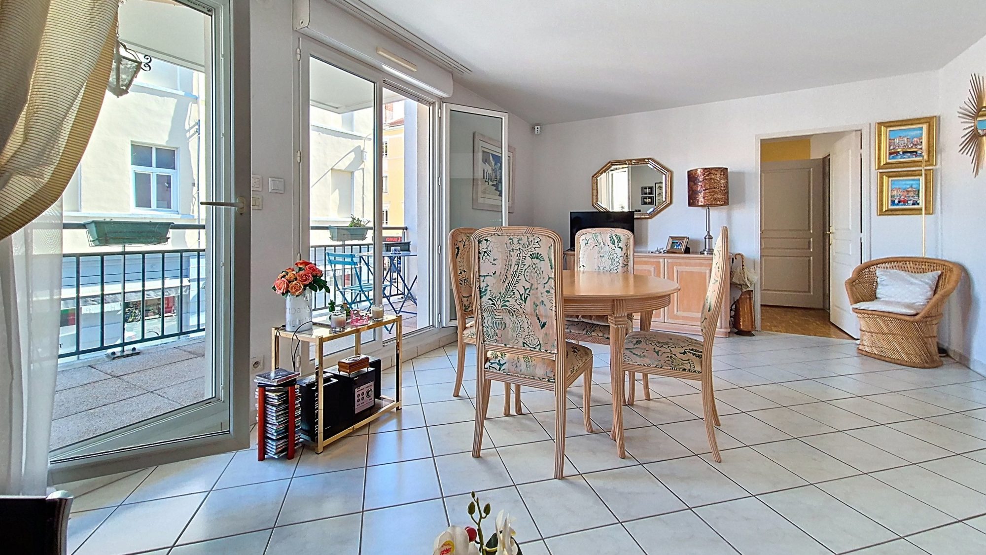 Coeur de Monchat - Grand T2 de 43m² avec balcon - DPE C Lyon 69003