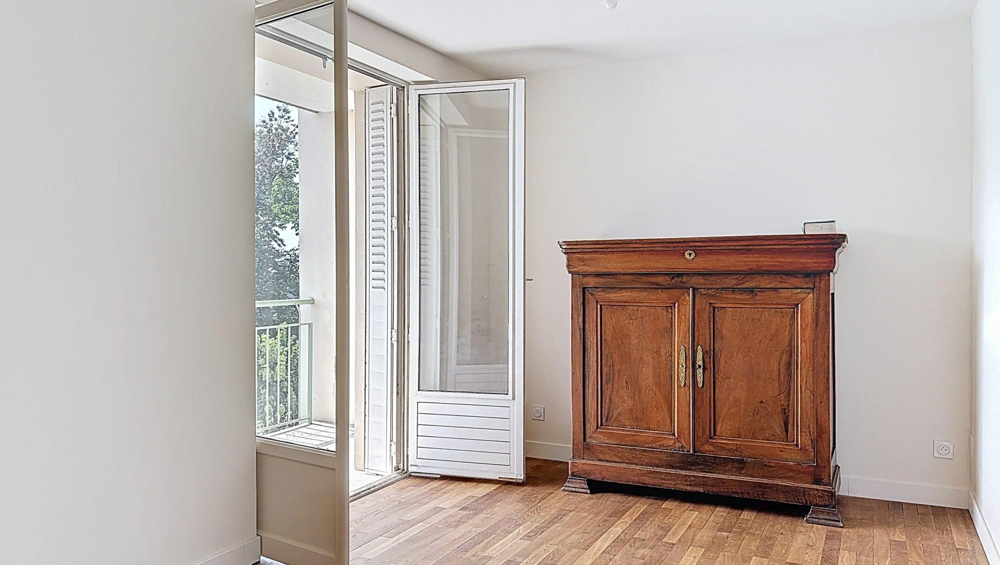 grand T3 78 m² avec balcons au métro cuire Caluire-et-Cuire 69300