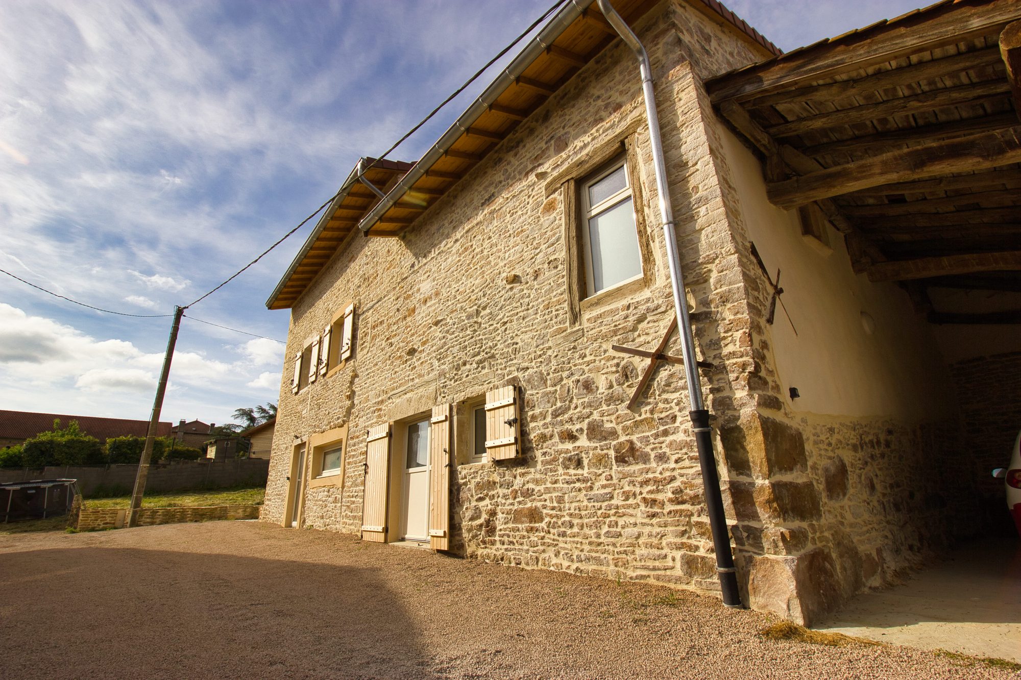 Maison - 6 pièces - 118 m² - Saint-Maurice-de-Satonnay (71260)