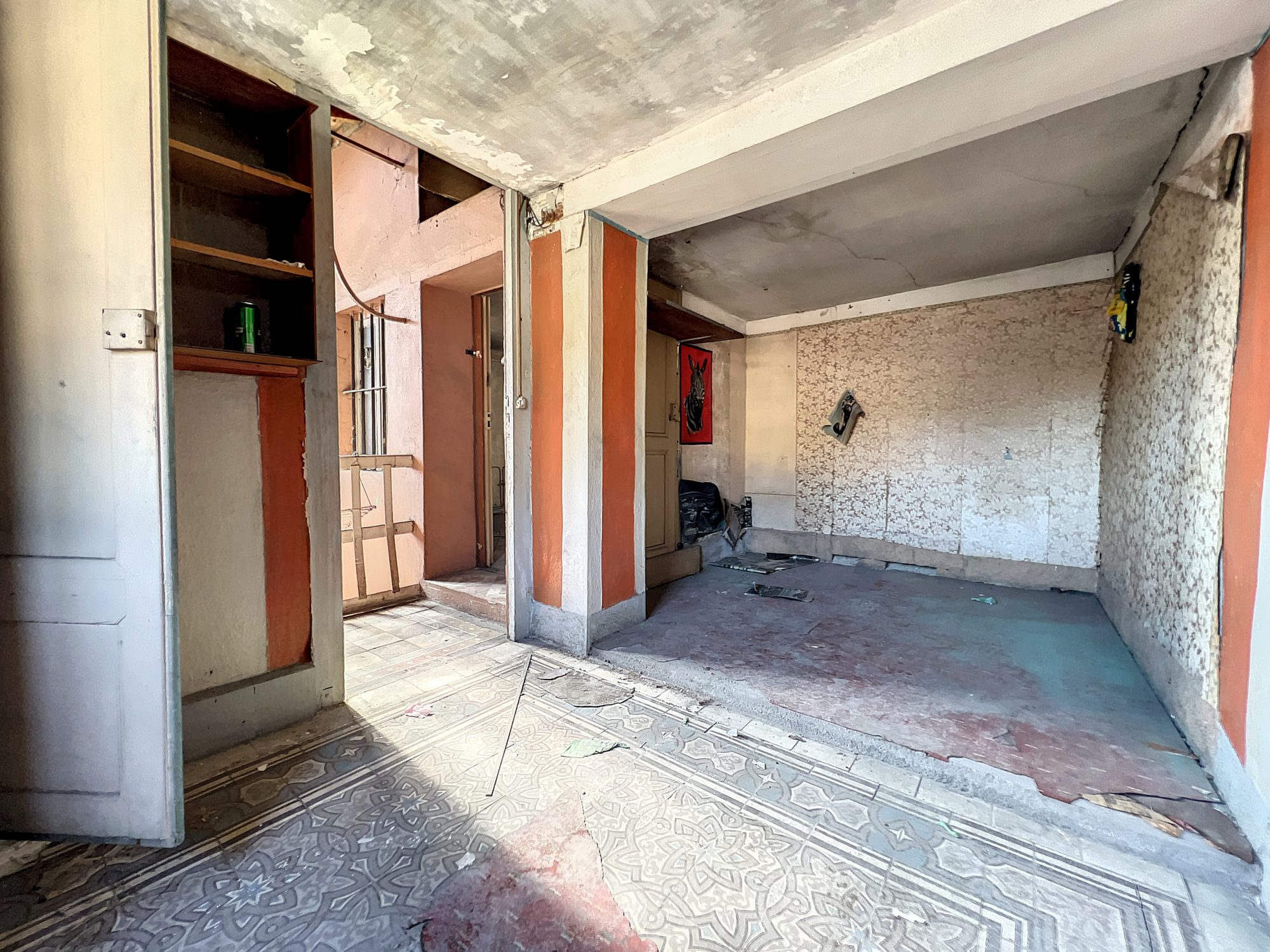 IDEAL INVESTISSEURS OU GRANDE FAMILLE  - PROCHE DES COMMODITES Tarare 69170