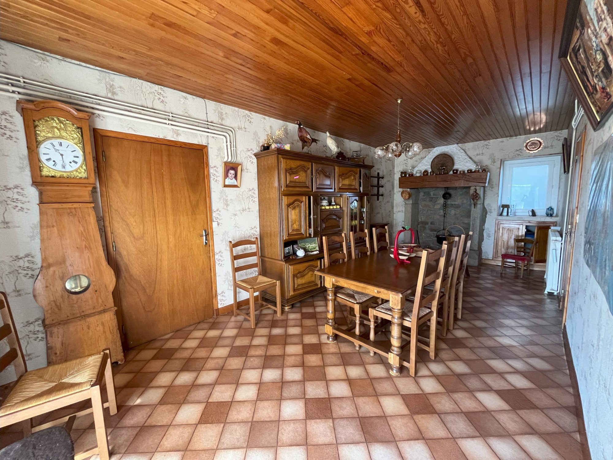 Maison ancienne avec dépendances Champétières 63600