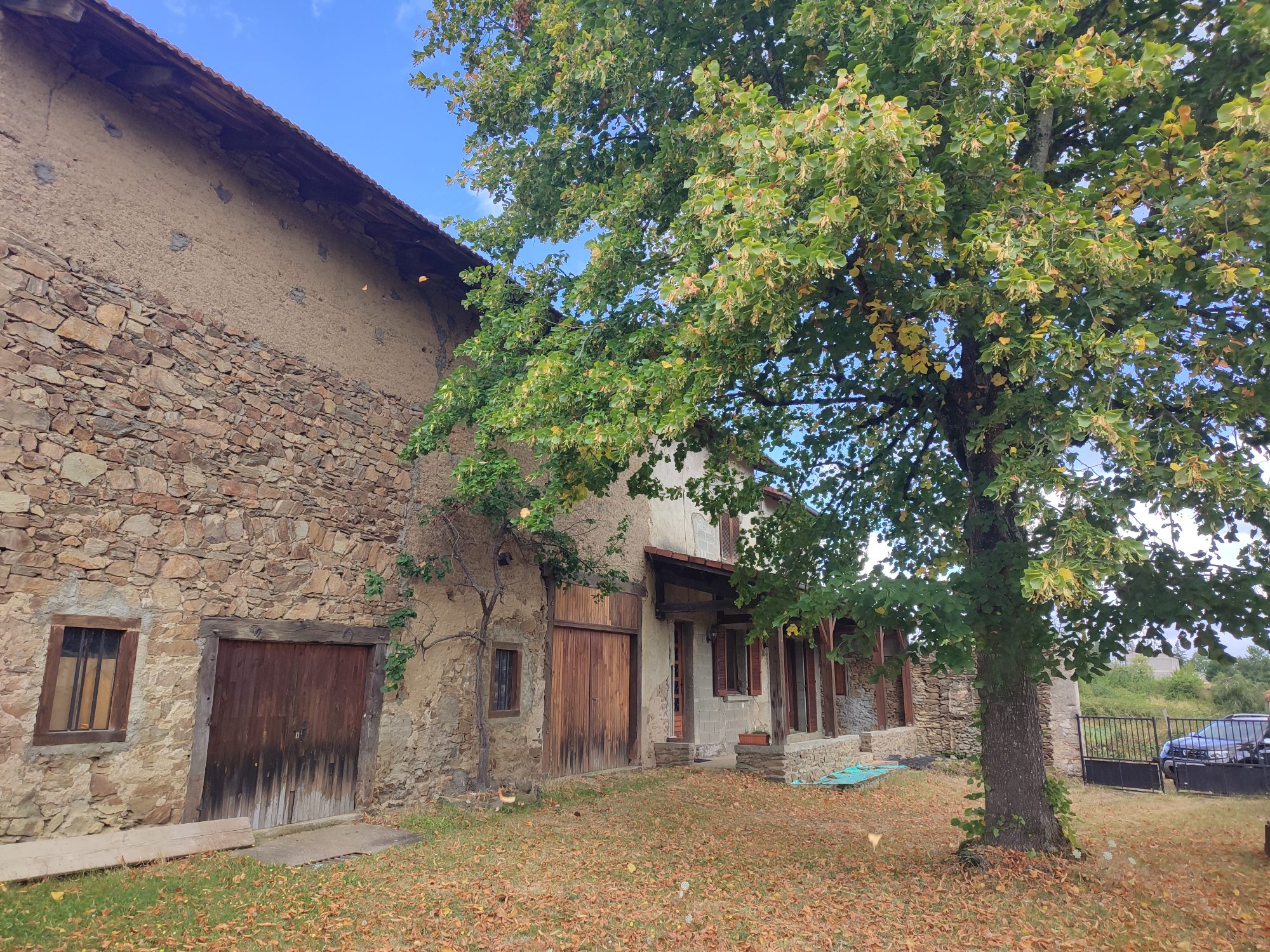 Belle maison en pierre Arlanc 63220