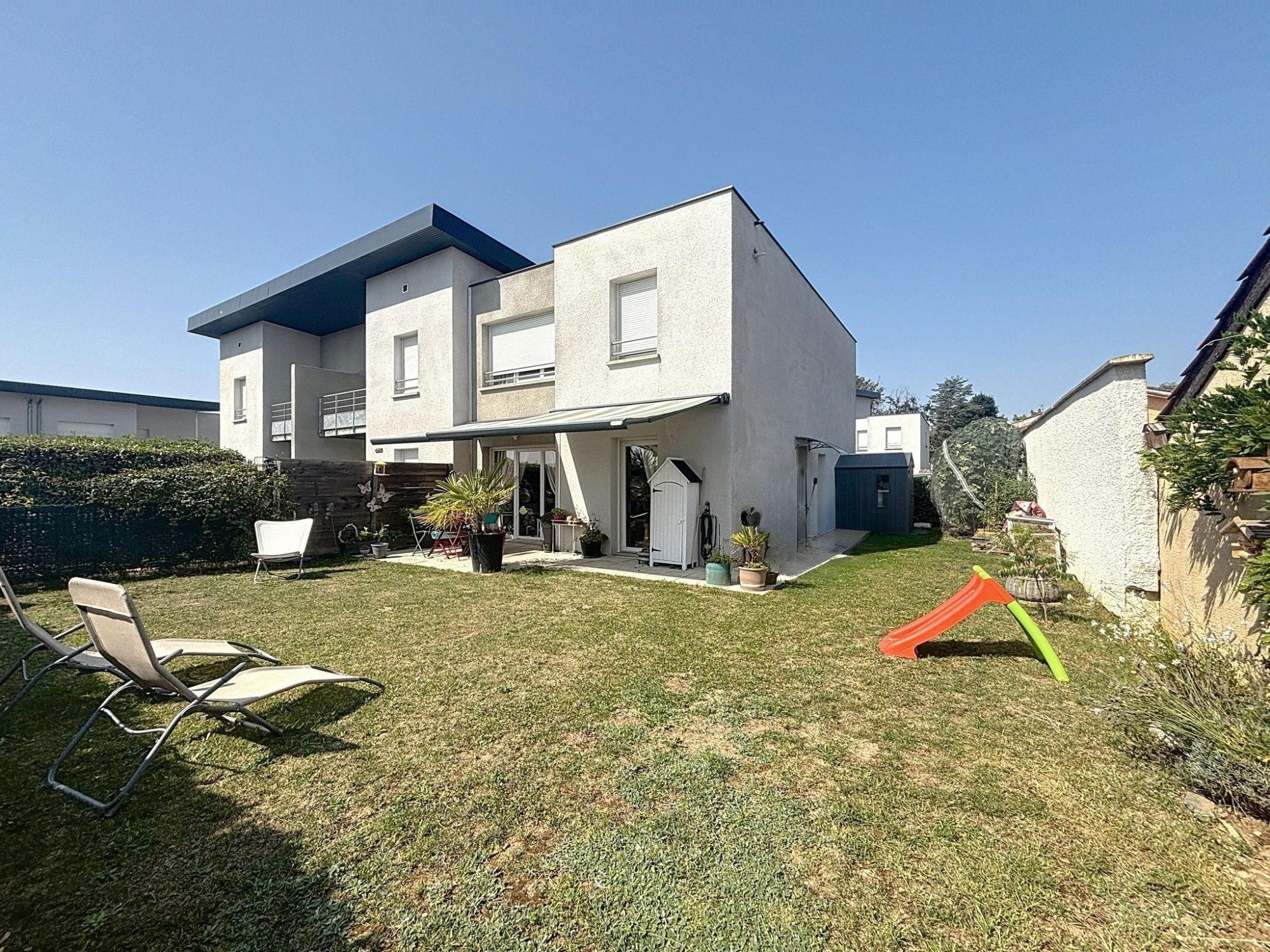 Maison Mitoyenne 90.5 m²