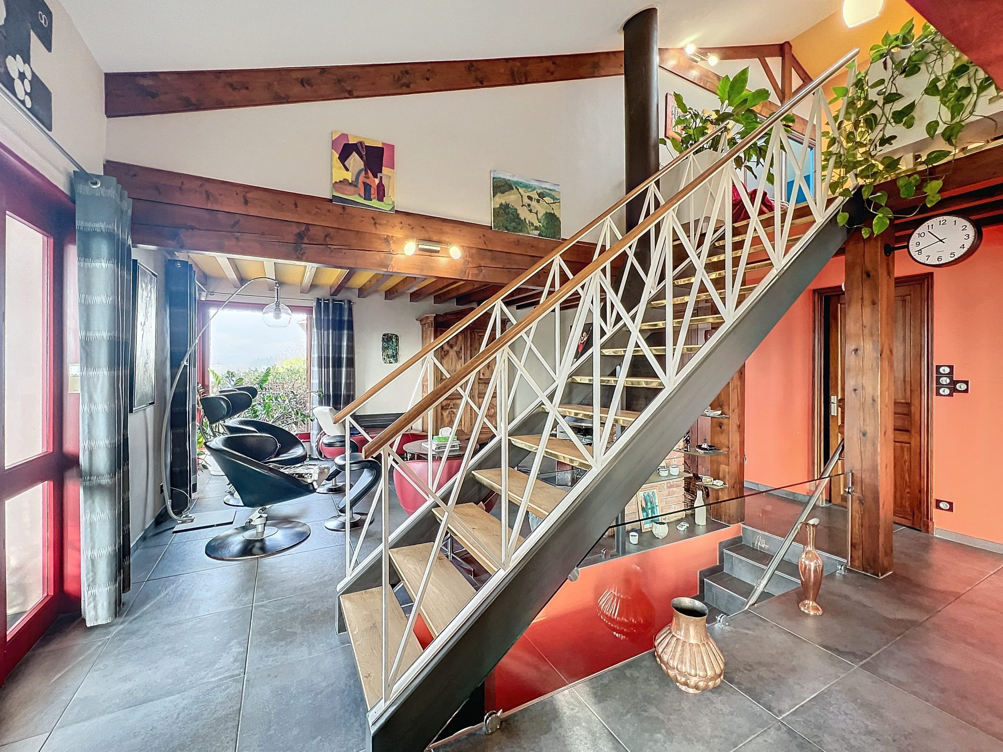 MAISON AVEC TERRAIN, PISCINE et DEPENDANCES Amplepuis 69550