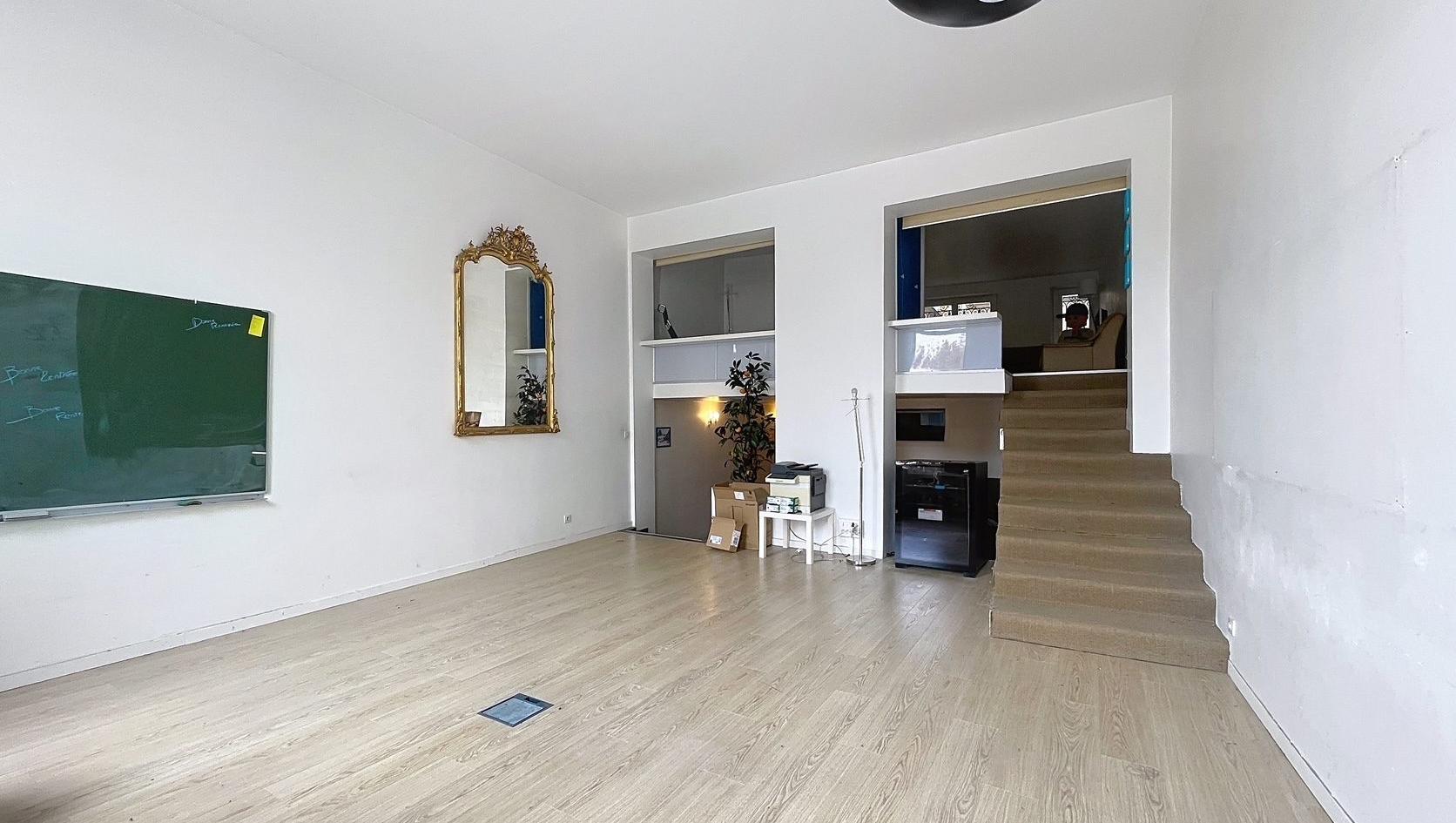 Plateau à aménager place Bellecour Lyon 69002