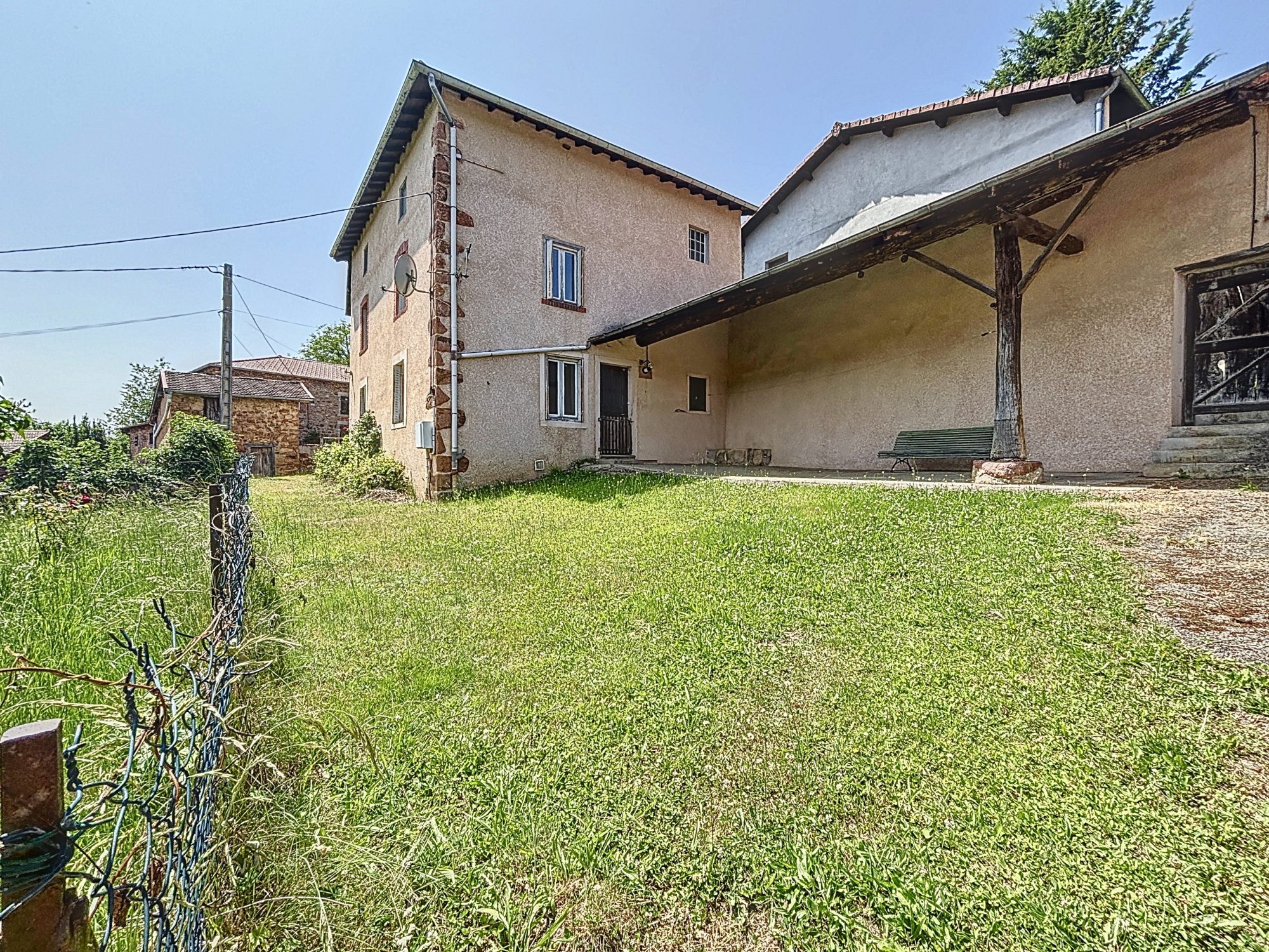Maison - Atelier - Garages