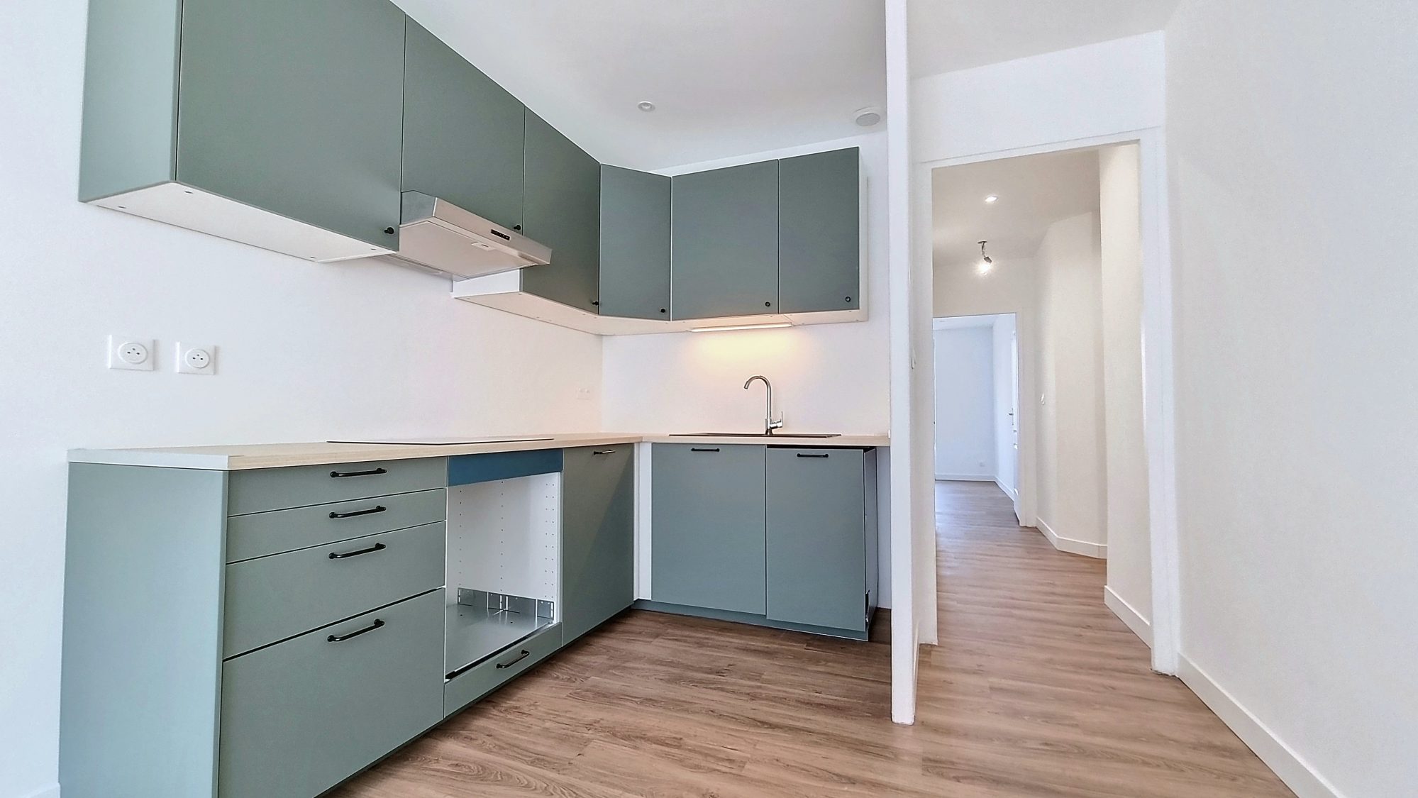 VENDU - Dauphiné - Lacassagne - T2 rénové et climatisé de 50 m² en dernier étage