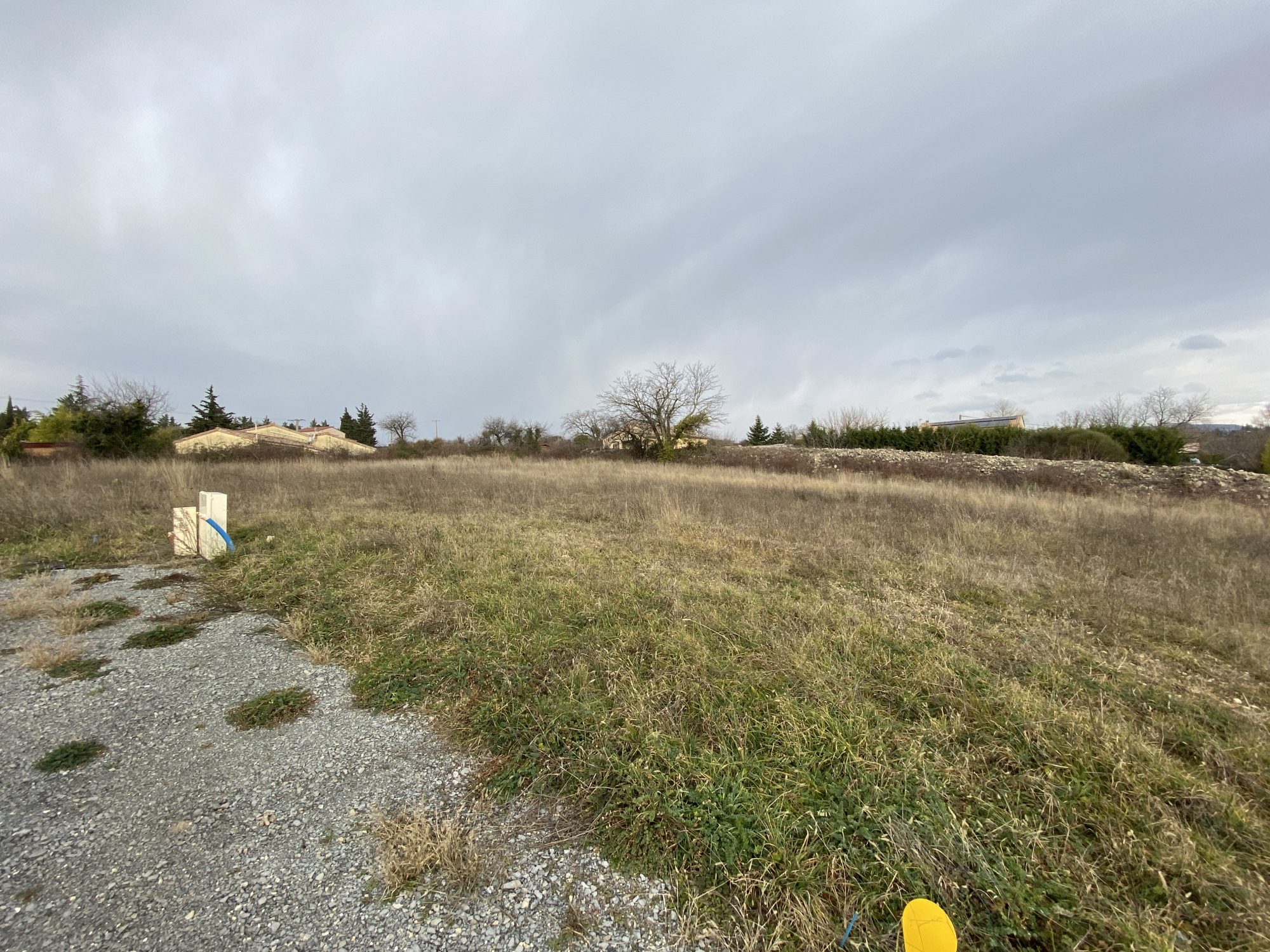 Terrain constructible 800m² Villeneuve De Berg