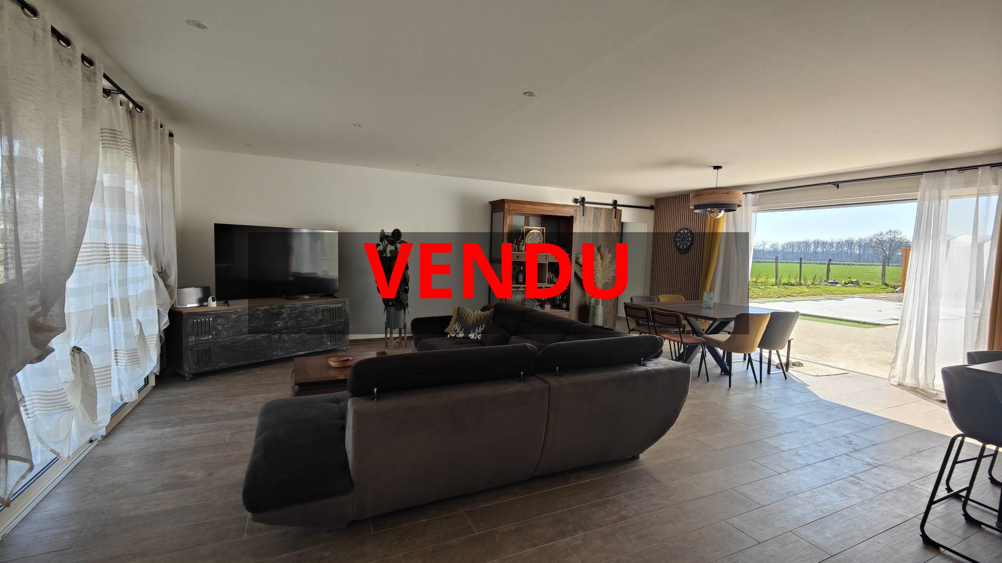 Maison Neuve avec pisicine