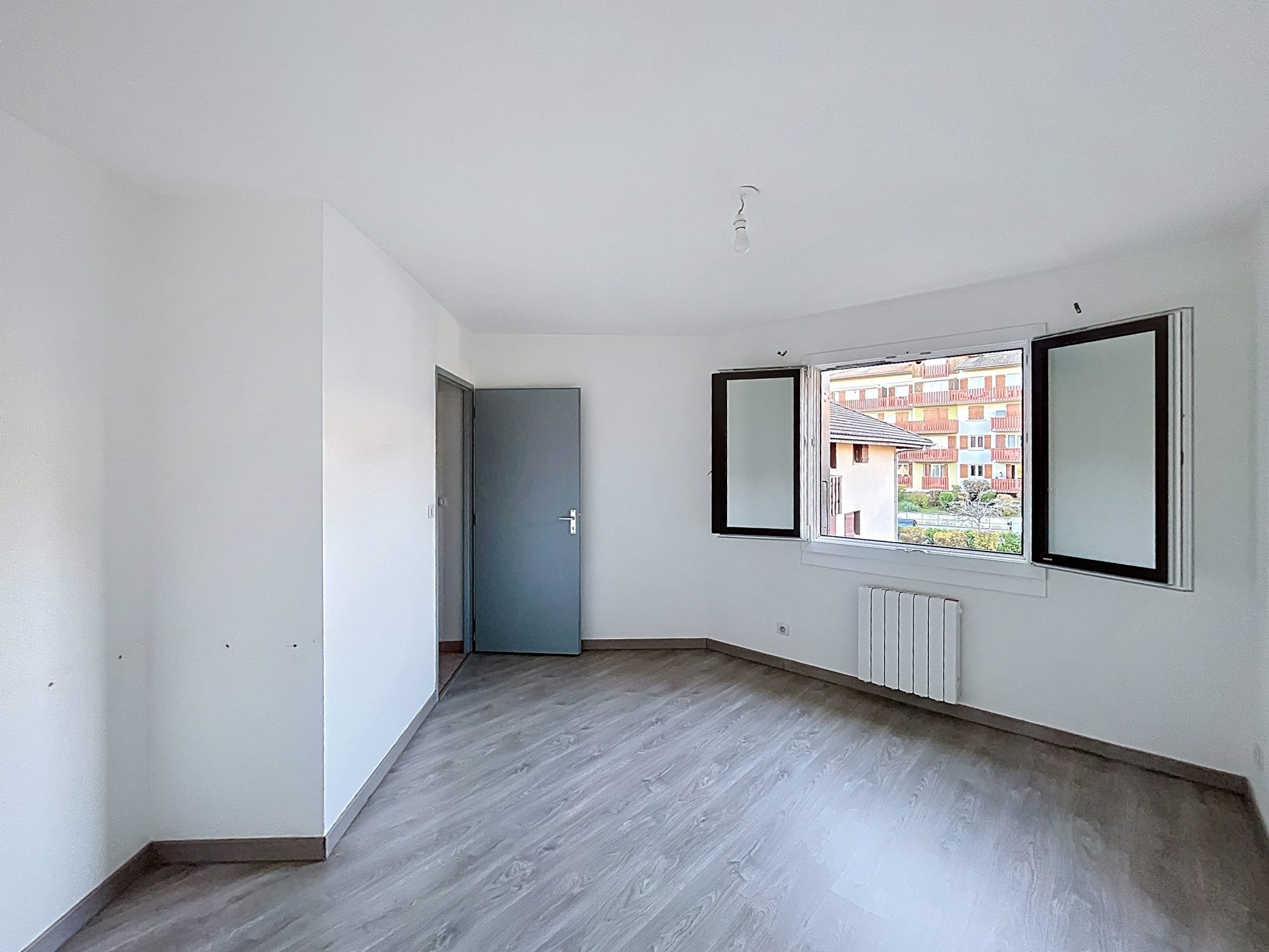 Appartement de Type T2 d'environ 47m² Gex 01170