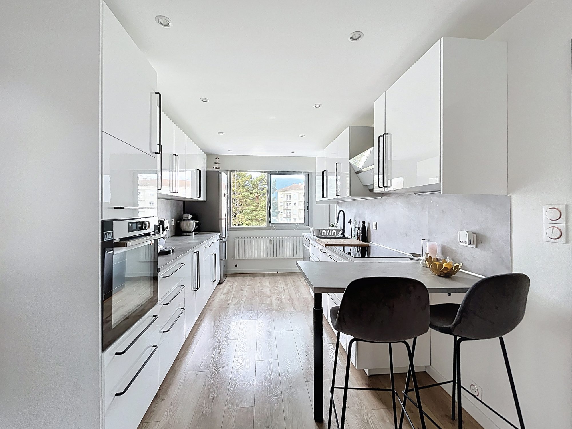 Appartement spacieux Type T3 d'environ 79m² Saint-Genis-Pouilly 01630