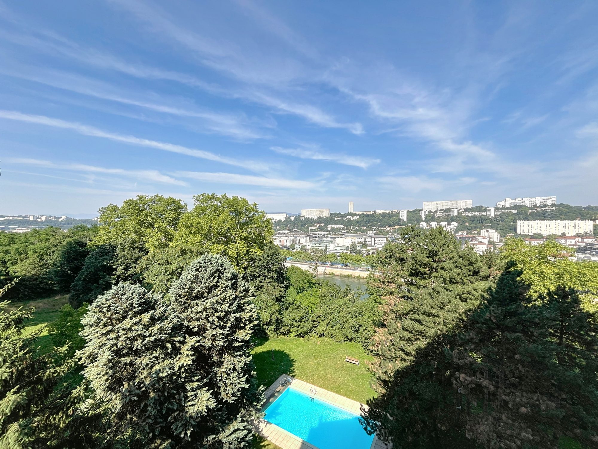 Appartement de 200 m2 en étage élevé avec une vue panoramique