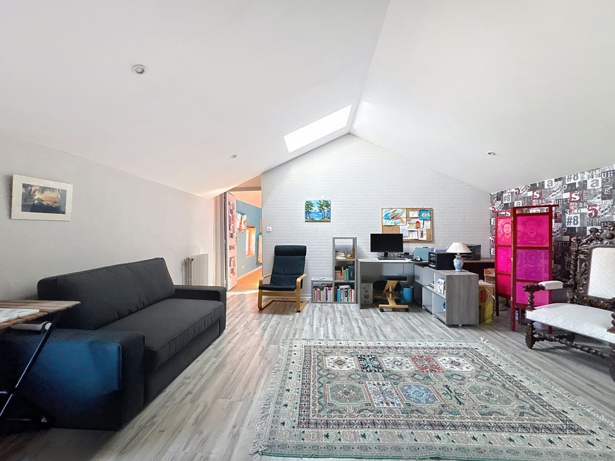 Corps de ferme 269 m² - 7 pièces - terrain 1479 m² Saint-Didier-sur-Chalaronne 01140