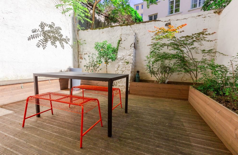 JOLI T3 AVEC GRANDE TERRASSE AU CALME