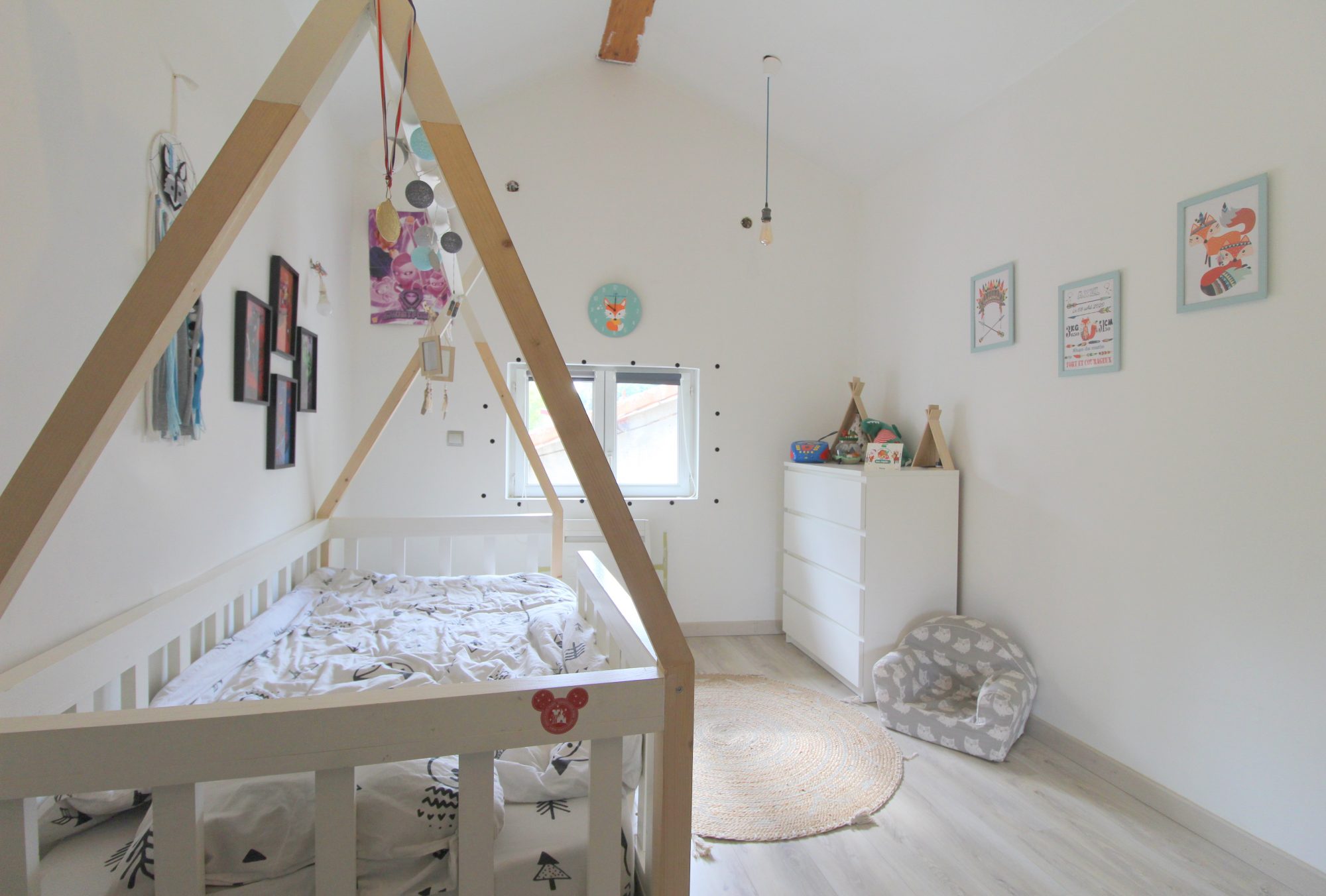 Maison charmante avec terrasse et vue dégagée sur la verdure Pont-Évêque 38780