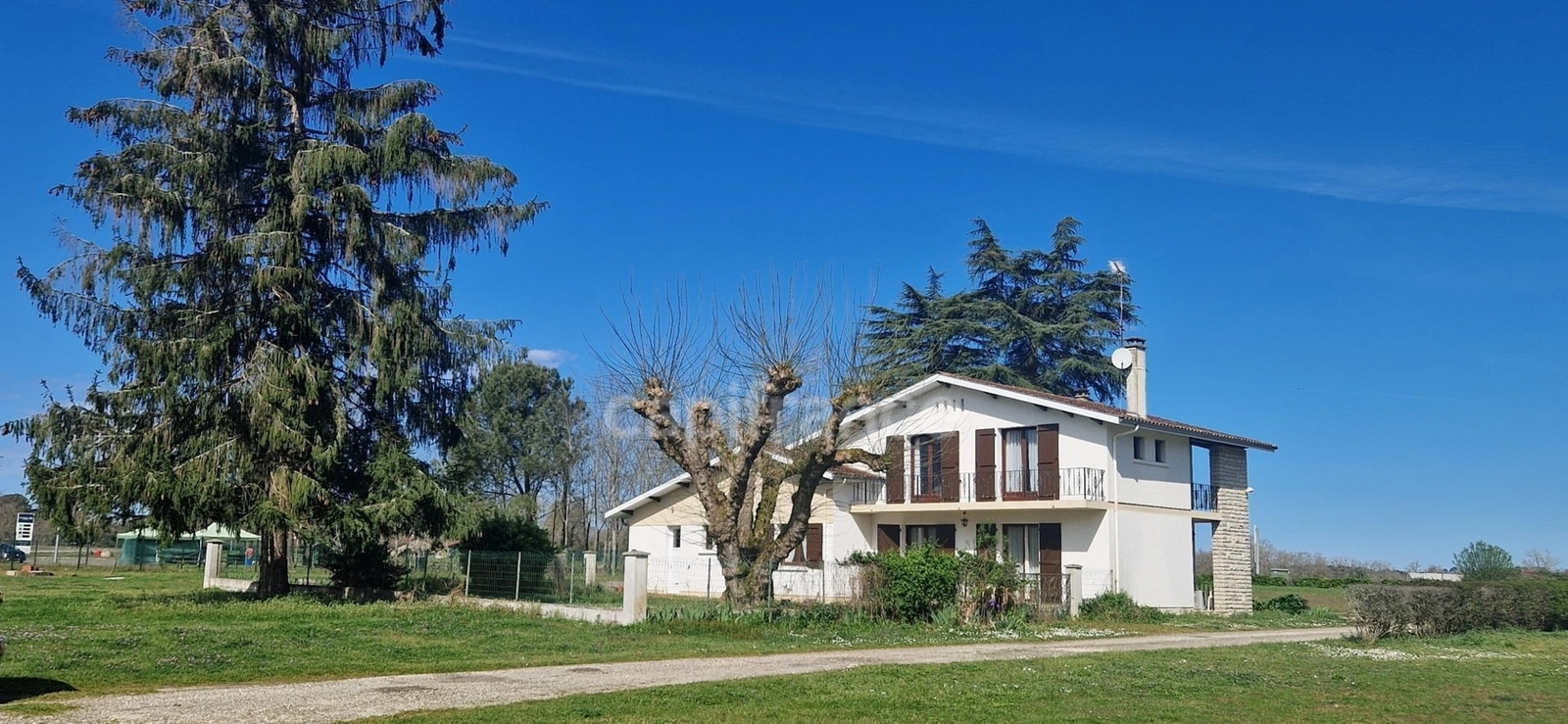 Maison à vendre SAINT JUSTIN 6 pièce(s) 174m2 252 000€