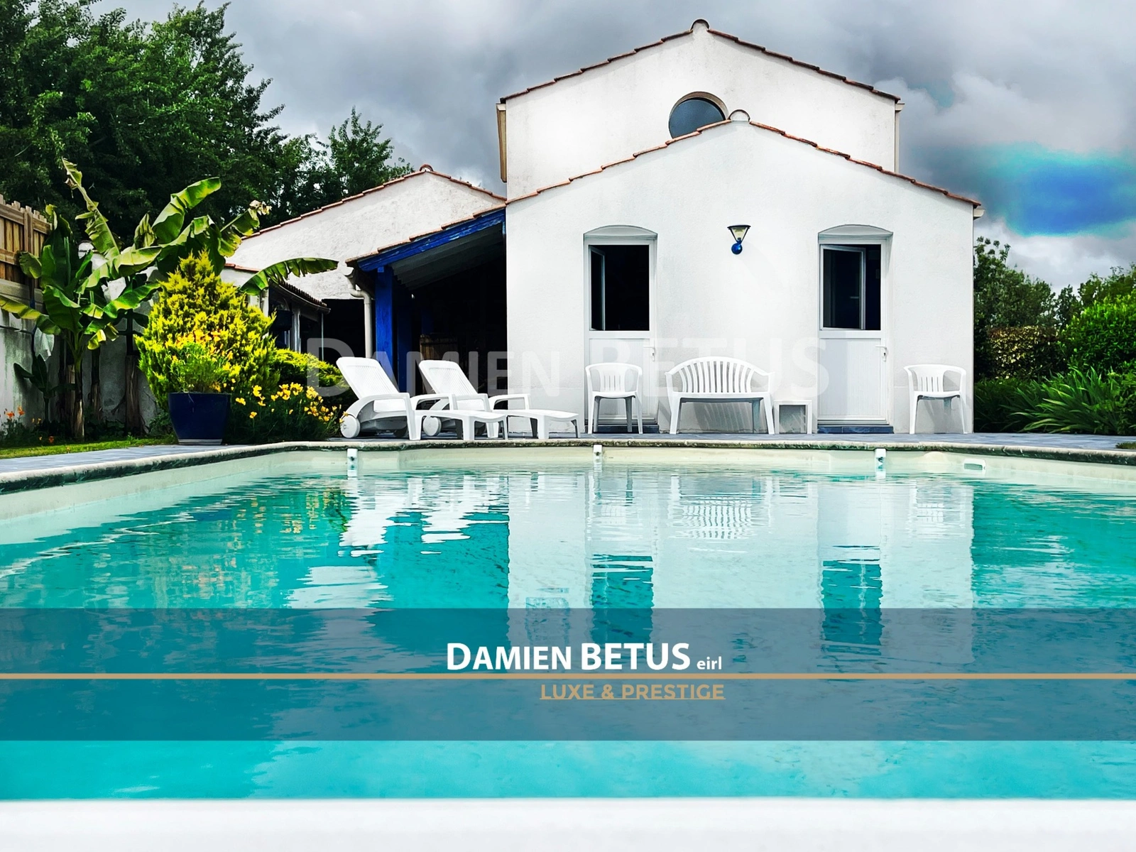 Maison à vendre SAINT GILLES CROIX DE VIE 11 pièce(s) 329m2 750 750€