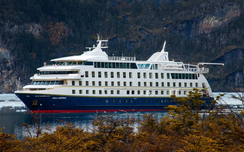 M/V STELLA AUSTRALIS