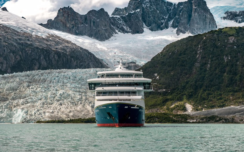 M/V Ventus Australis